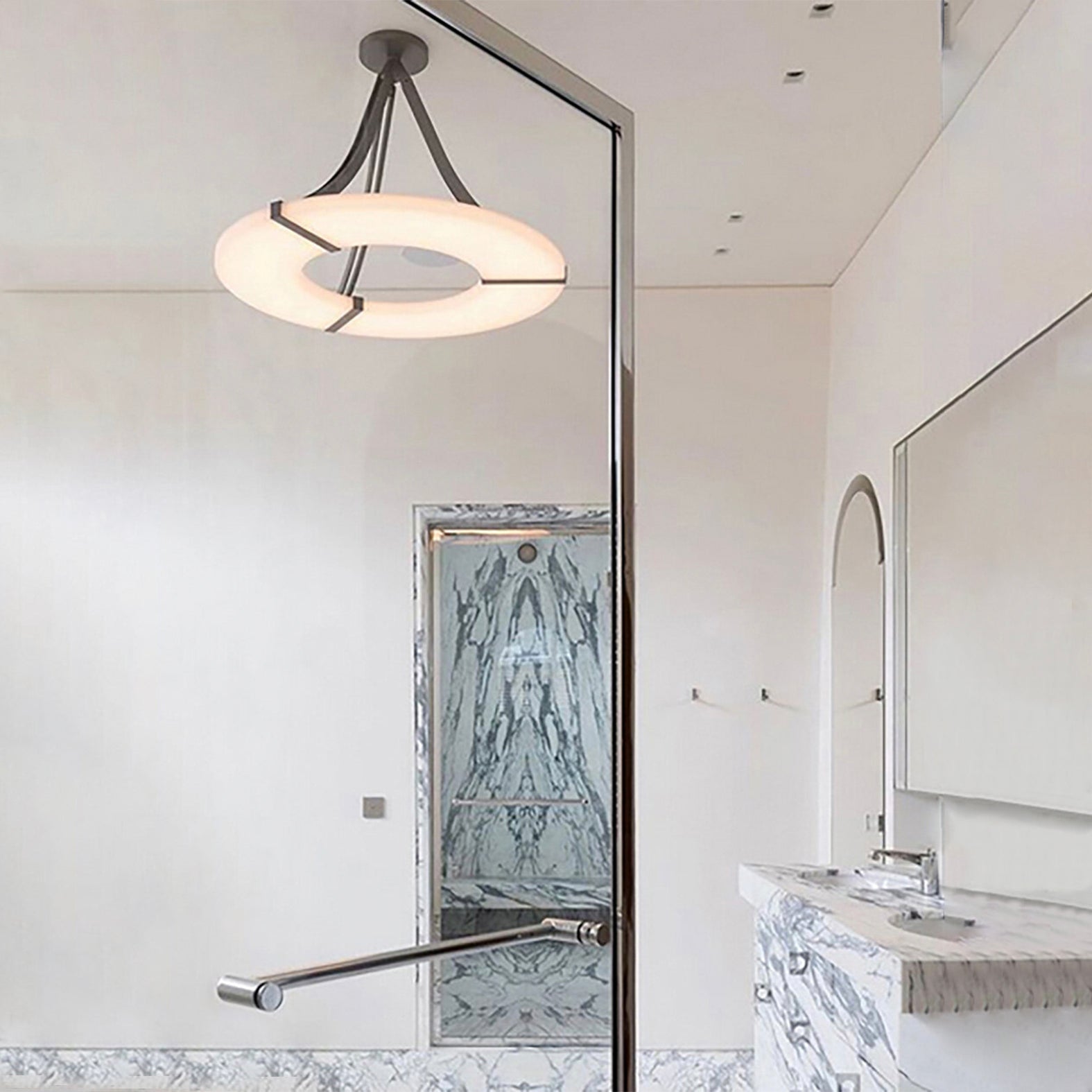Faelor Alabaster Ring Pendant Light