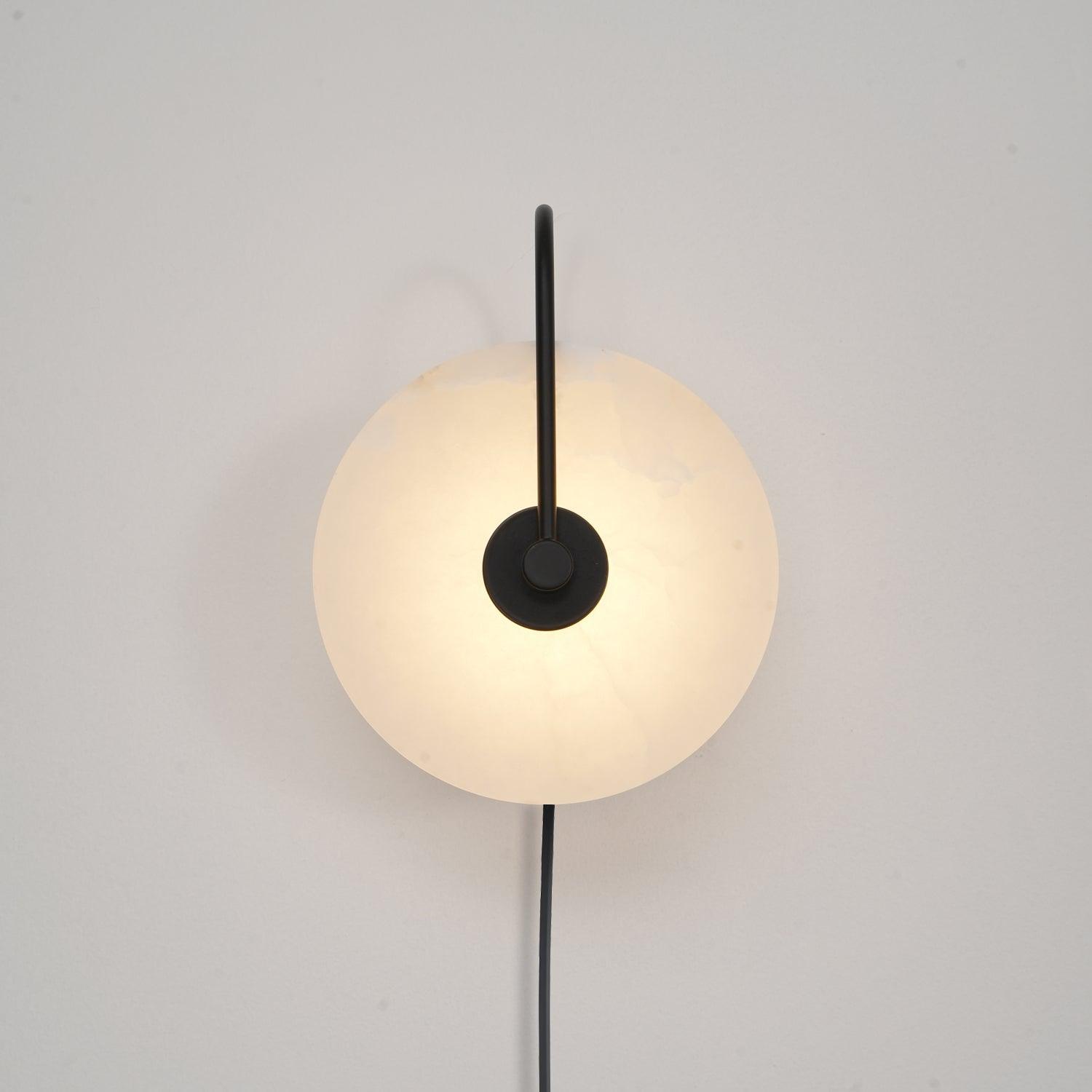 Ceraeyra Alabaster Globe Wall Light - Neutral Decor