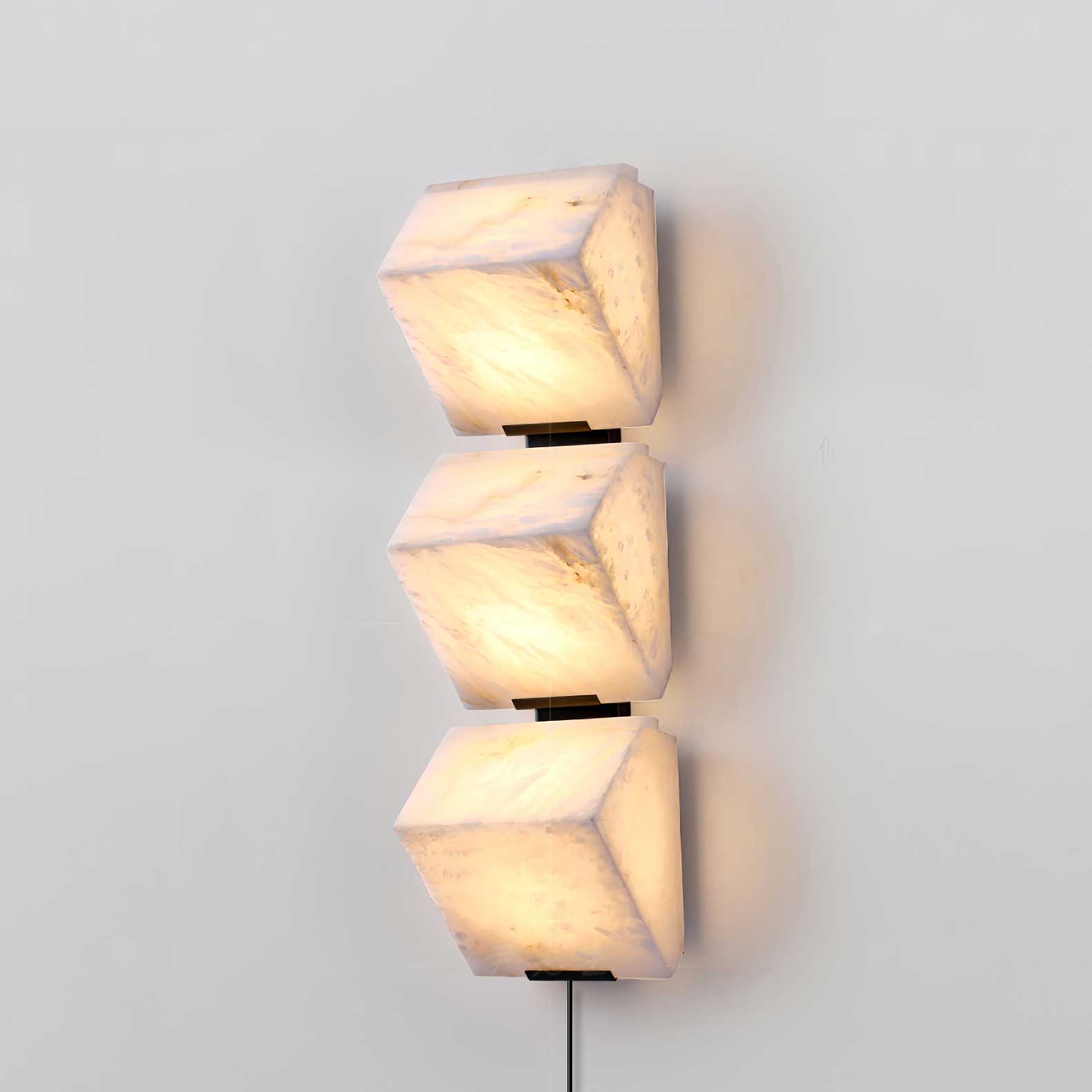Niviella Alabaster Staircase Plug-in Wall Lamp