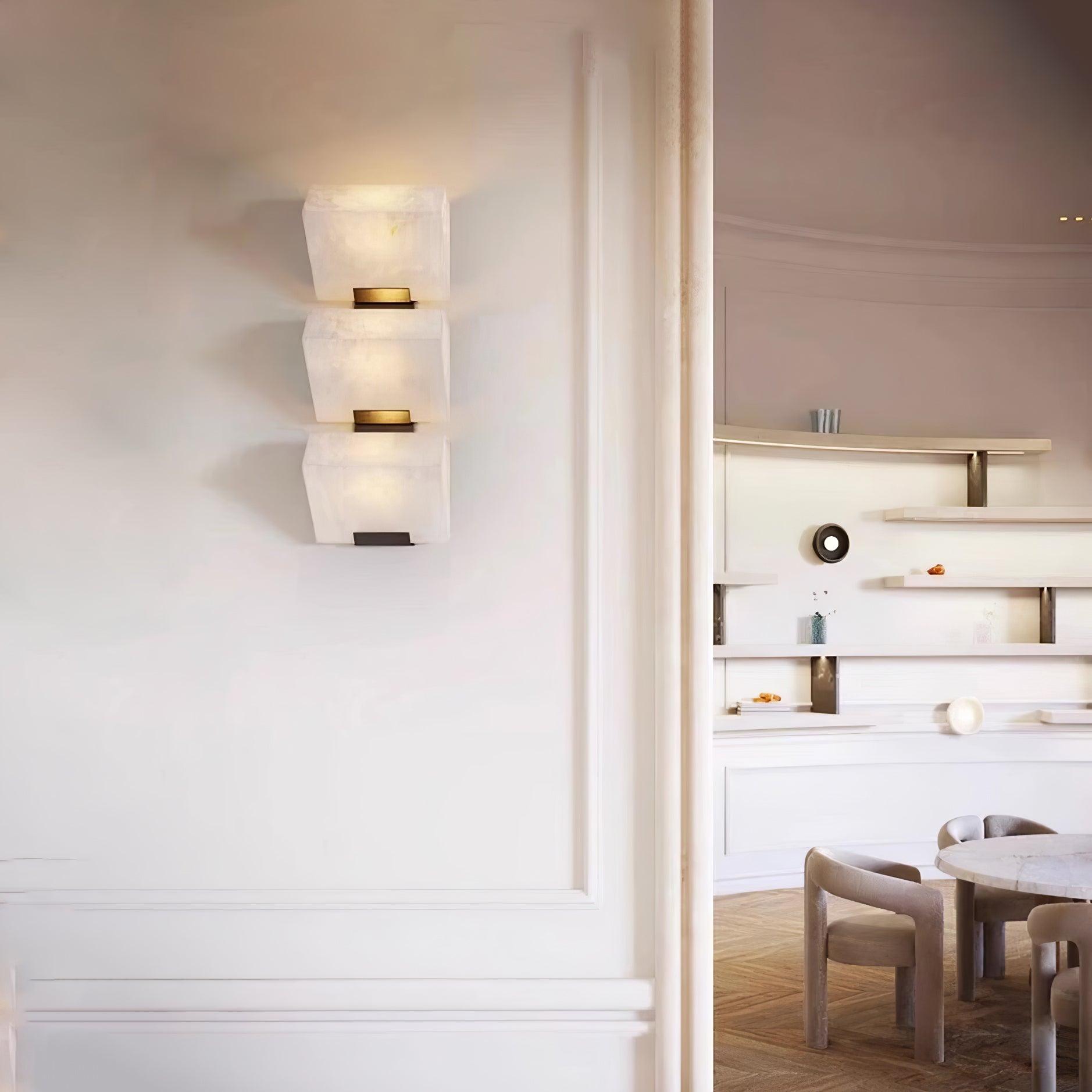 Niviella Alabaster Staircase Plug-in Wall Lamp