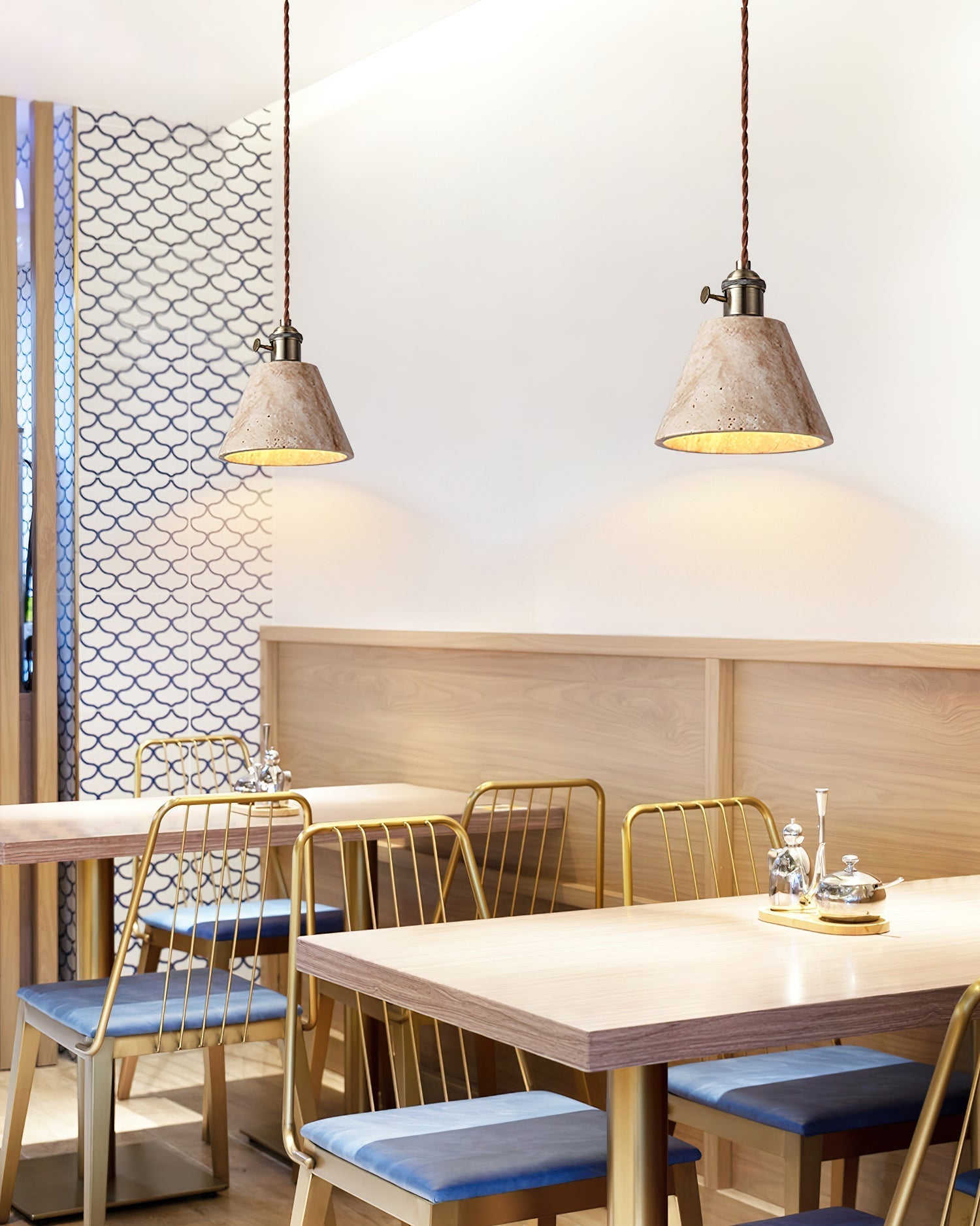 Qisk Travertine Pendant Light