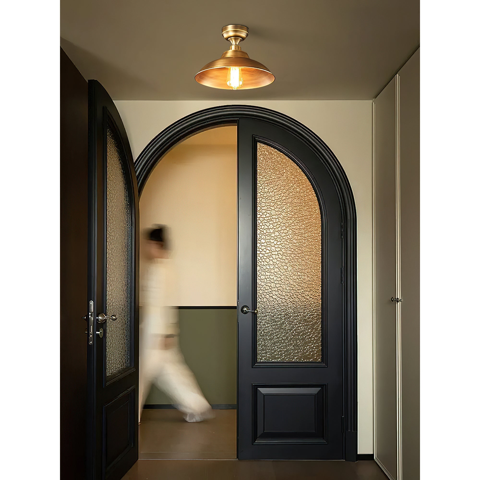 Aveneraine Ceiling Lamp