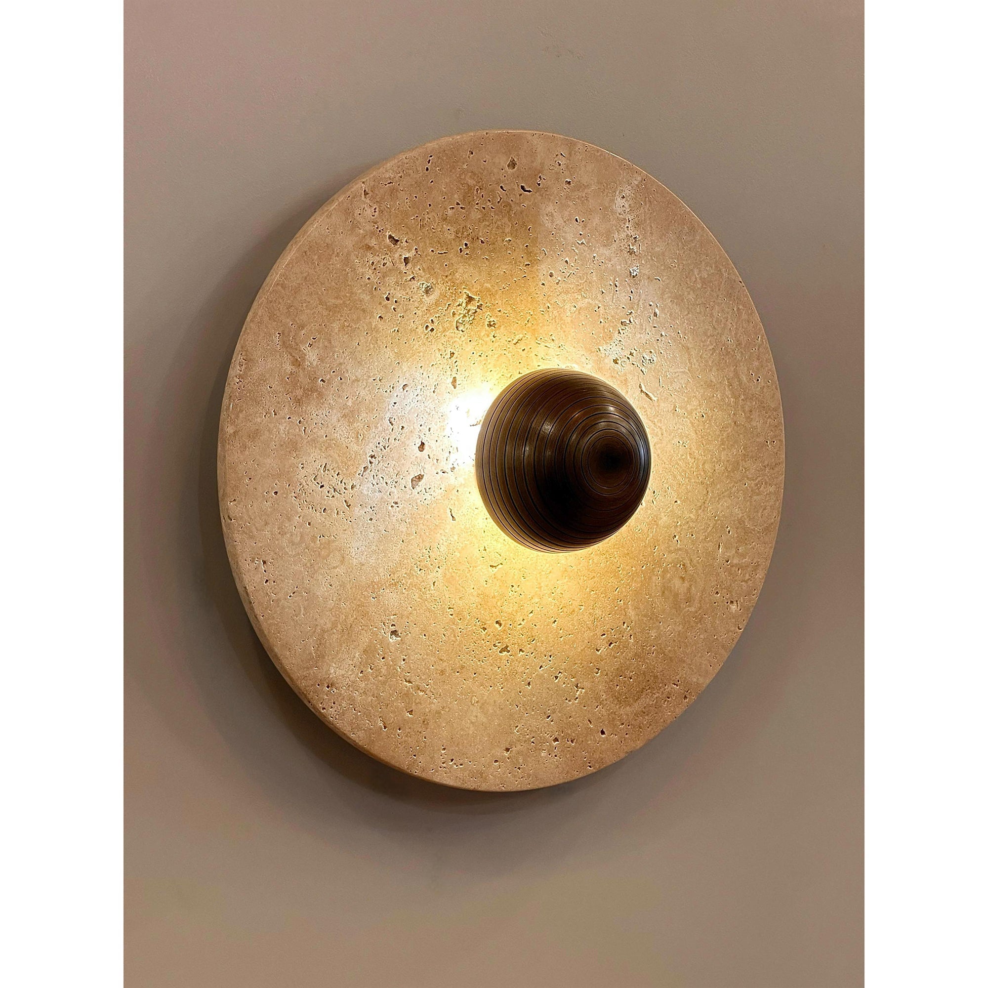 Orinthia Wall Lamp