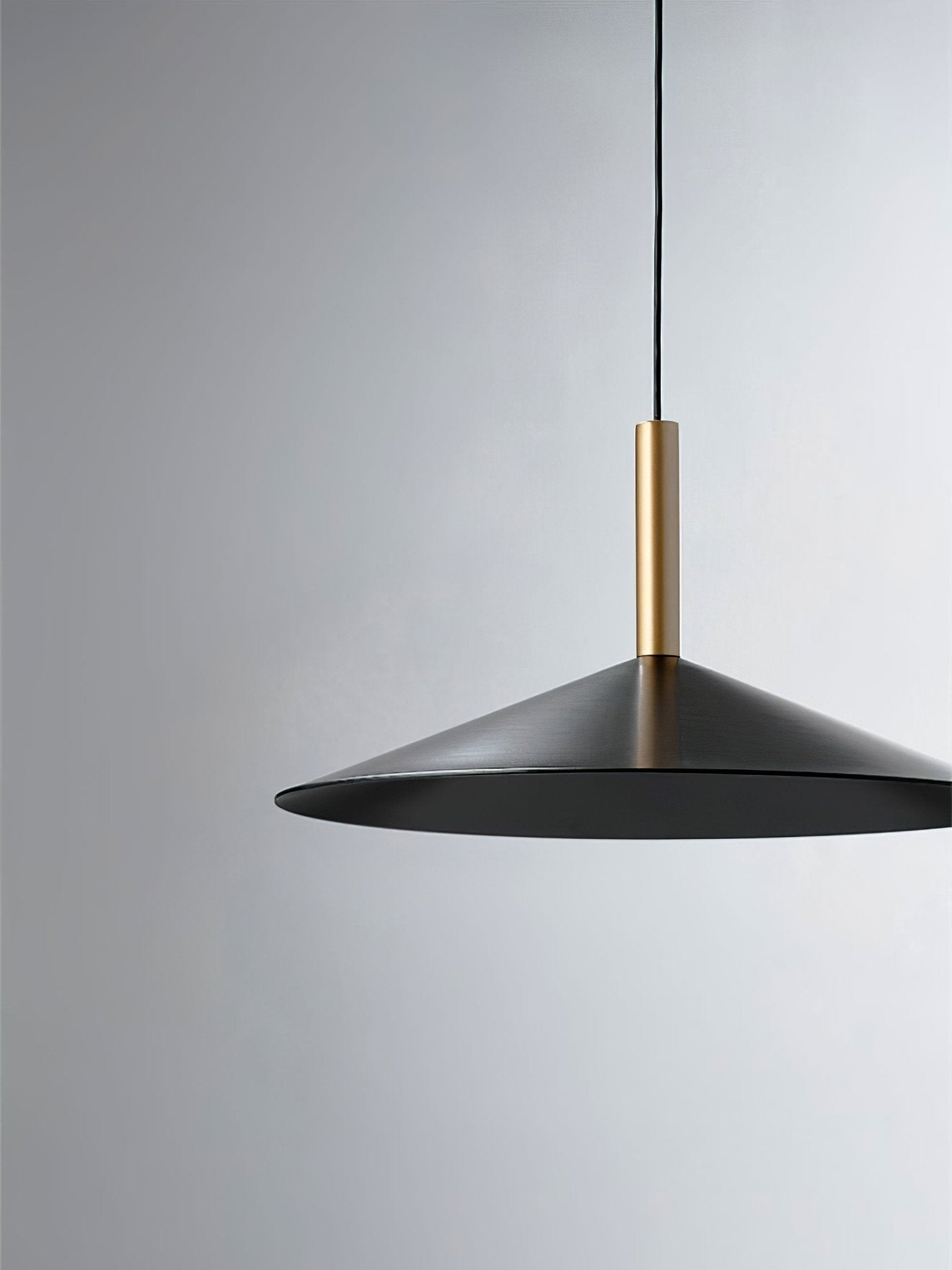 Vezoror Conical Pendant Light