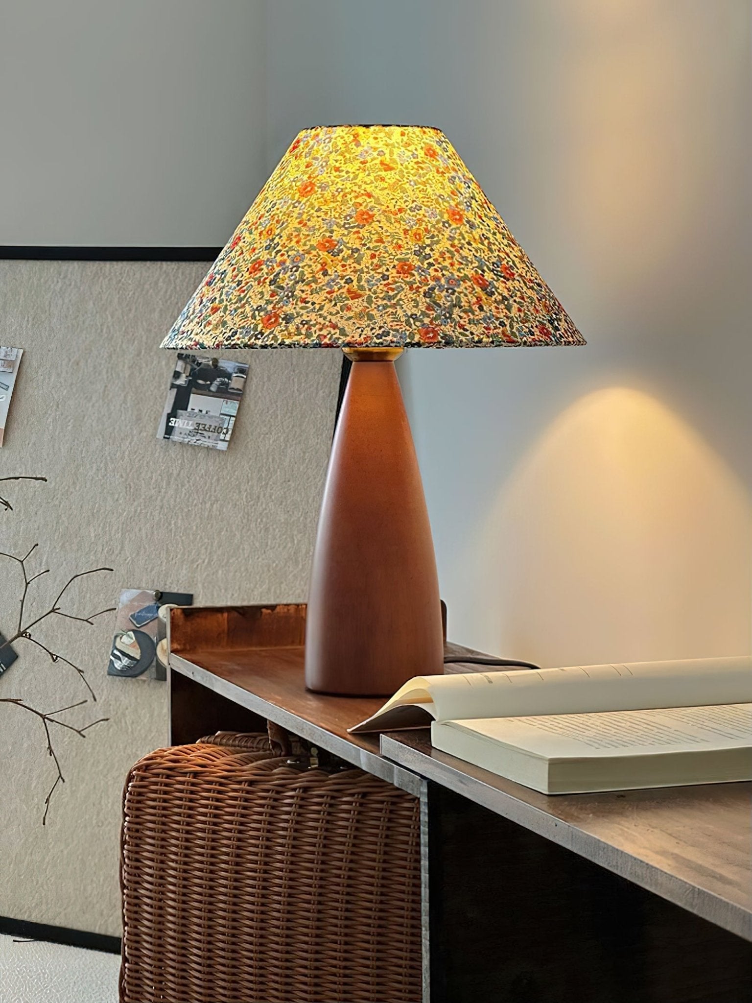 Ber Vintage Wood Table Lamp