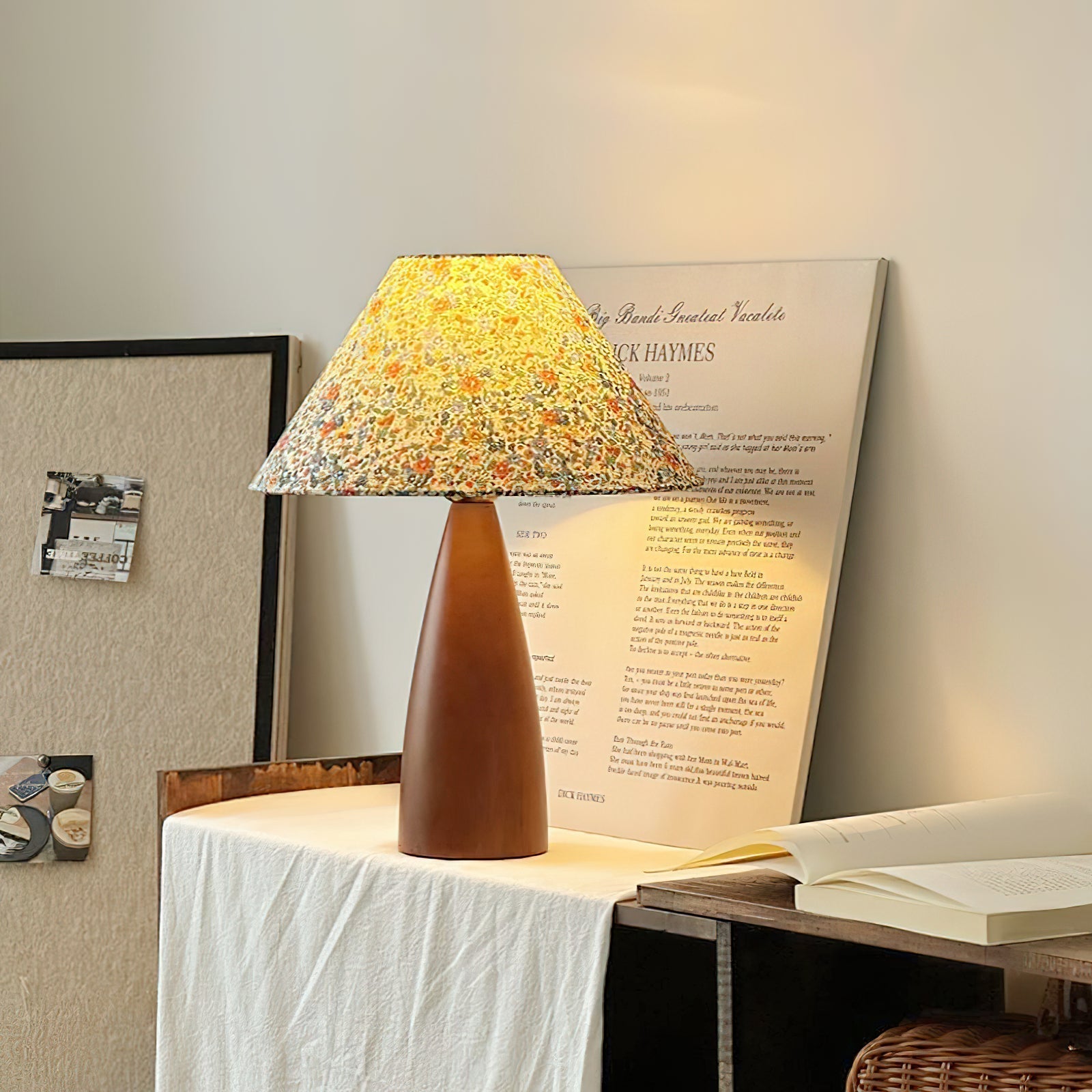 Ber Vintage Wood Table Lamp