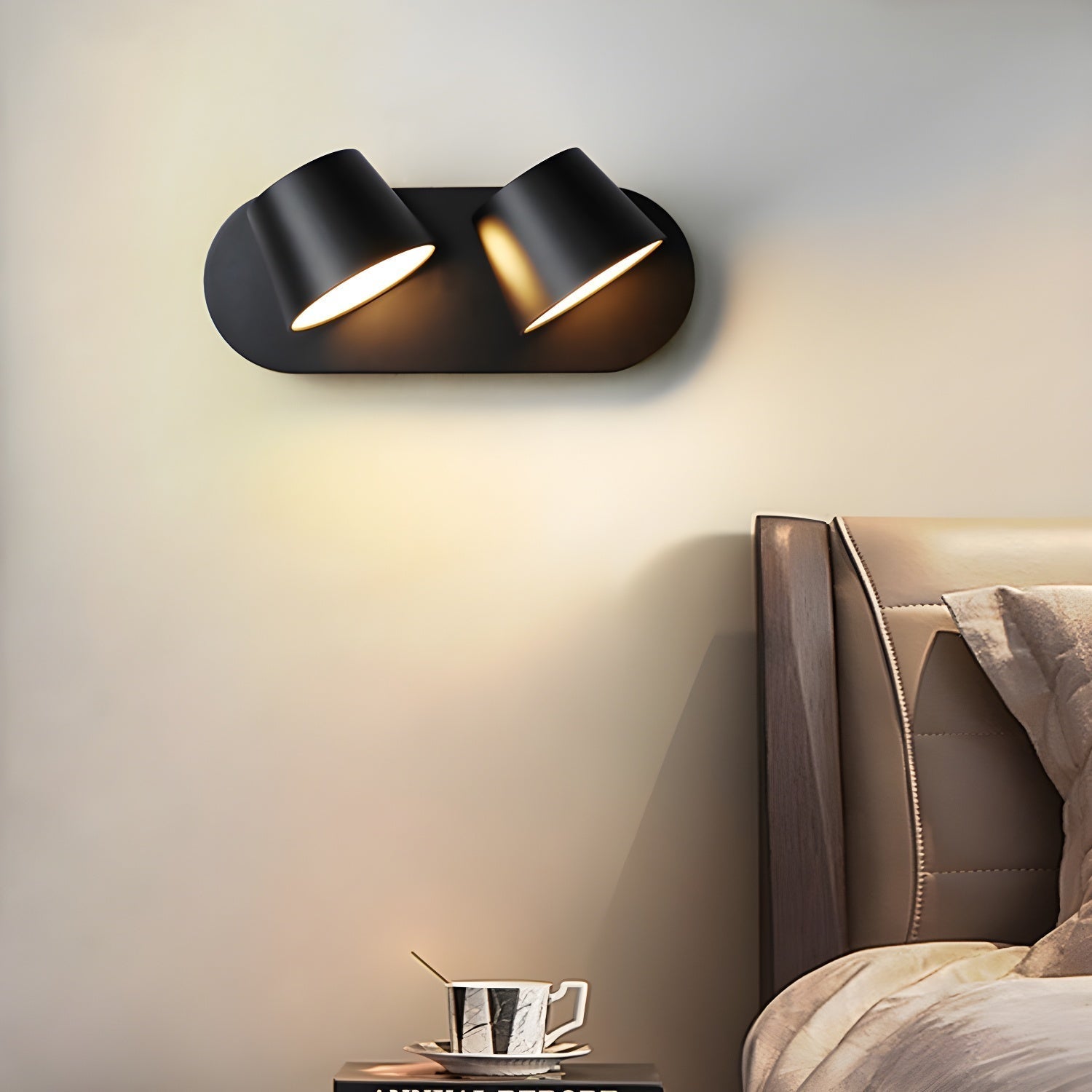 Aurlaeir Adjustable Plug-in Wall Lamp