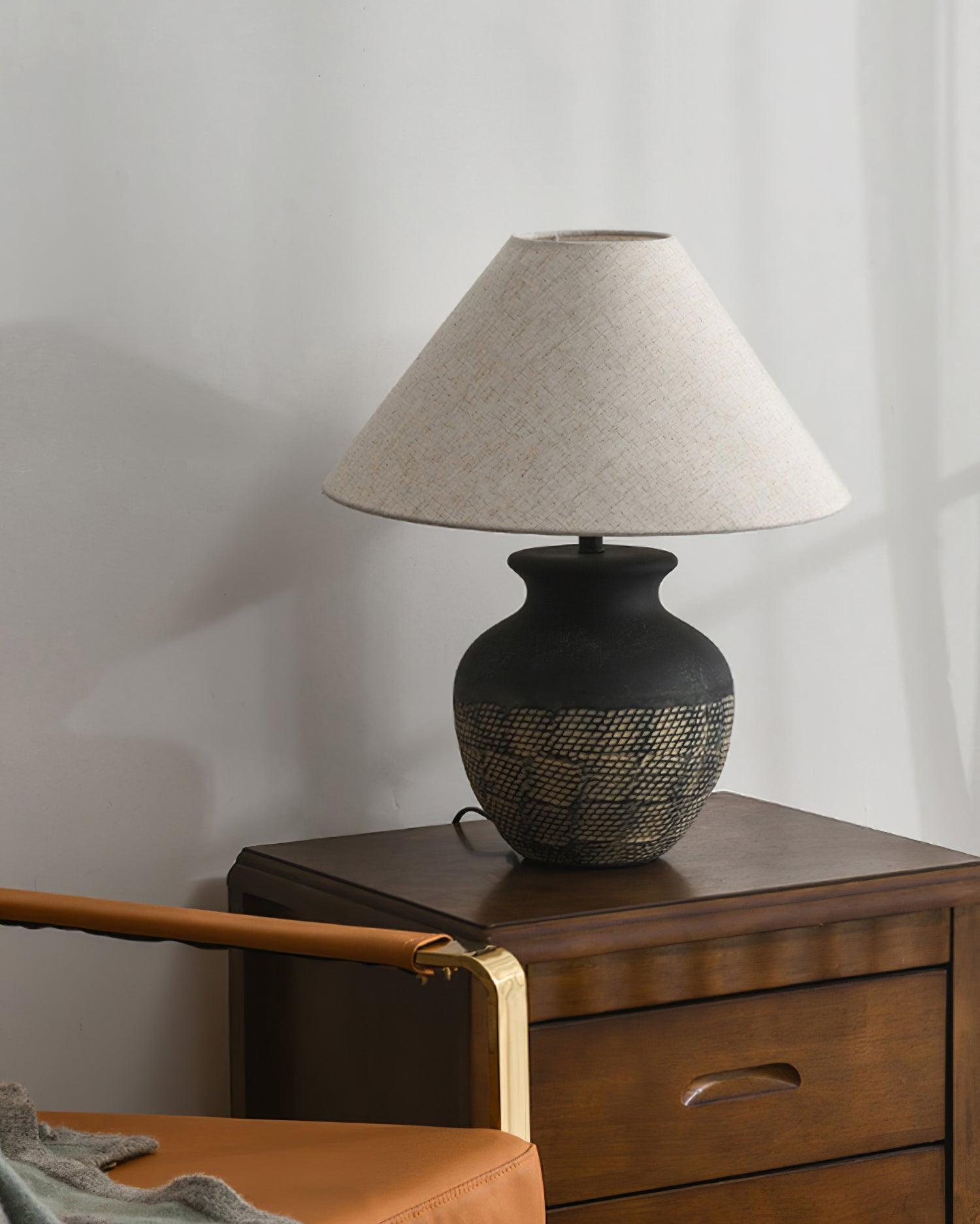 Crin Minimalist Ceramics Table Lamp