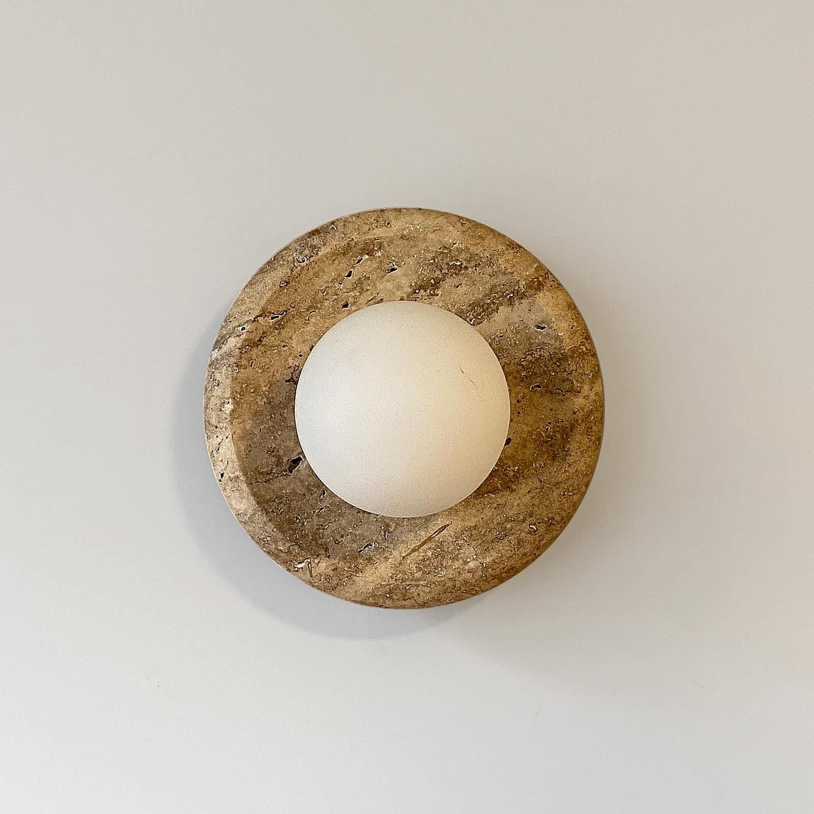 Liorerelia Wall Light