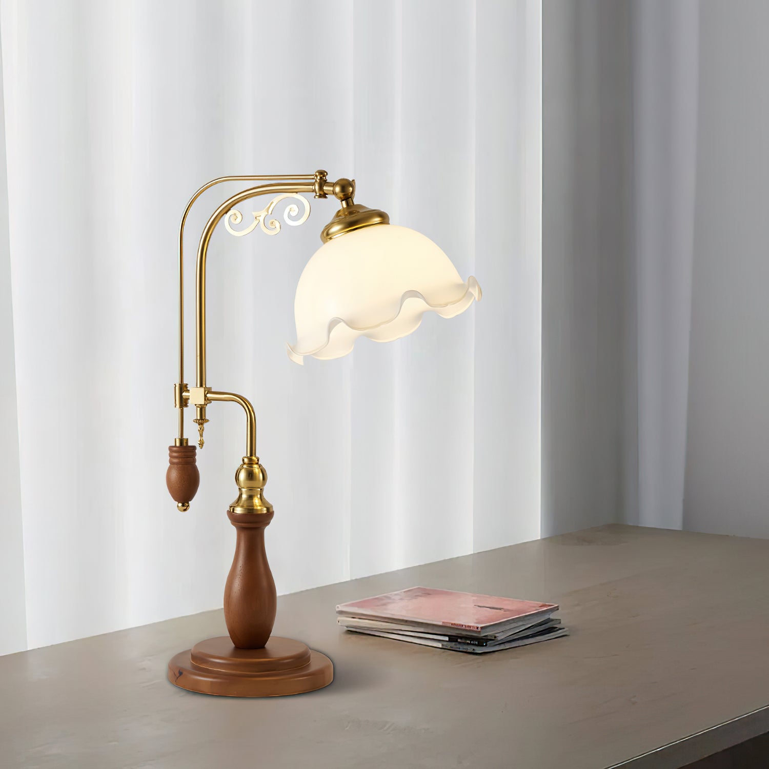 Chateau Arch Curves Table Lamp