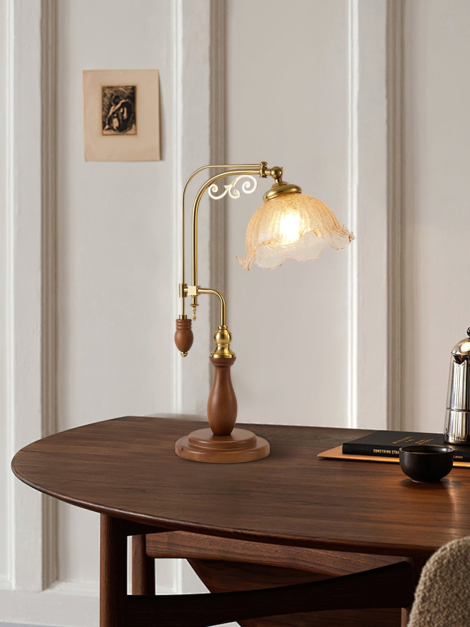 Chateau Arch Curves Table Lamp