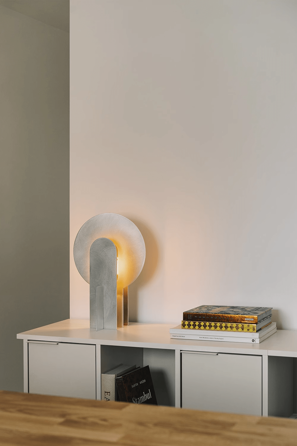 Solvique Arch Marble Table Lamp