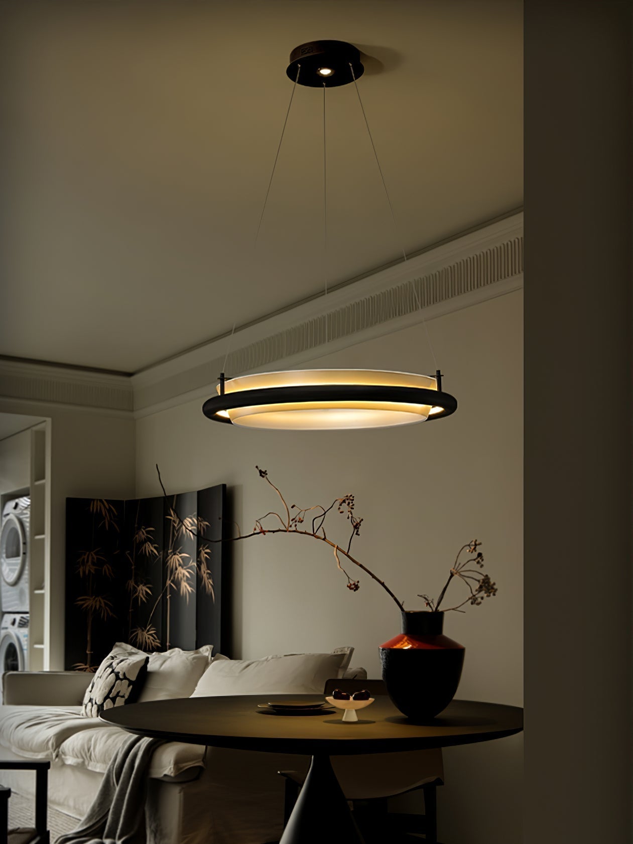 Olvelila Circular Pendant Light