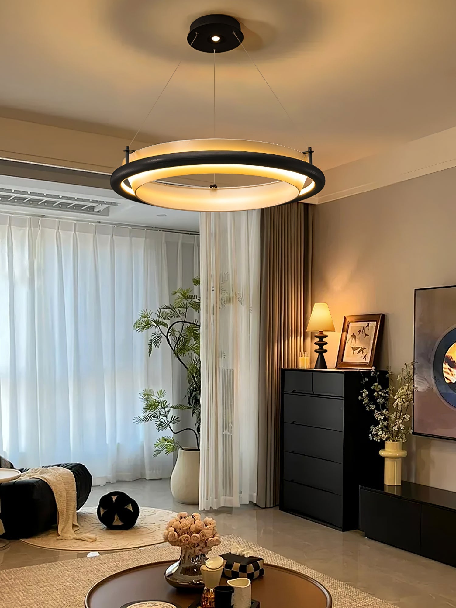 Olvelila Circular Pendant Light