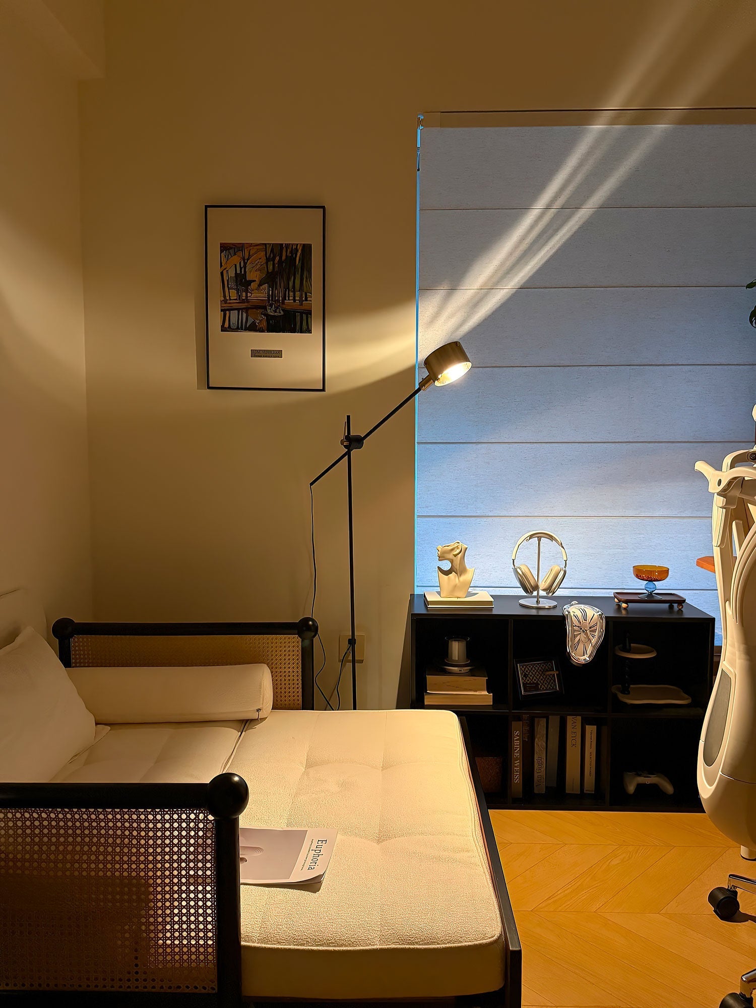 Arclen Adjustable Arm Floor Lamp