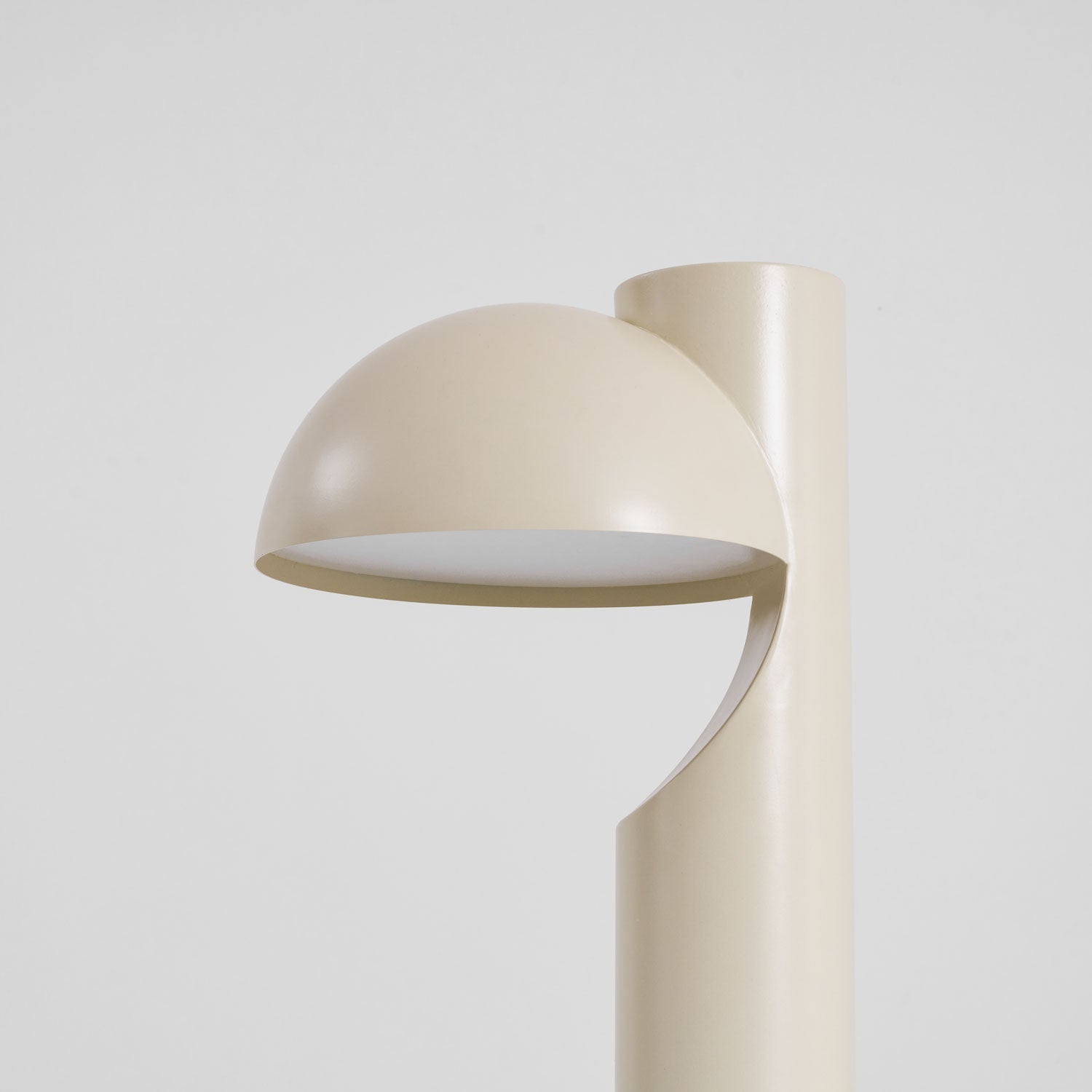 Belviora Minimalist Table Lamp