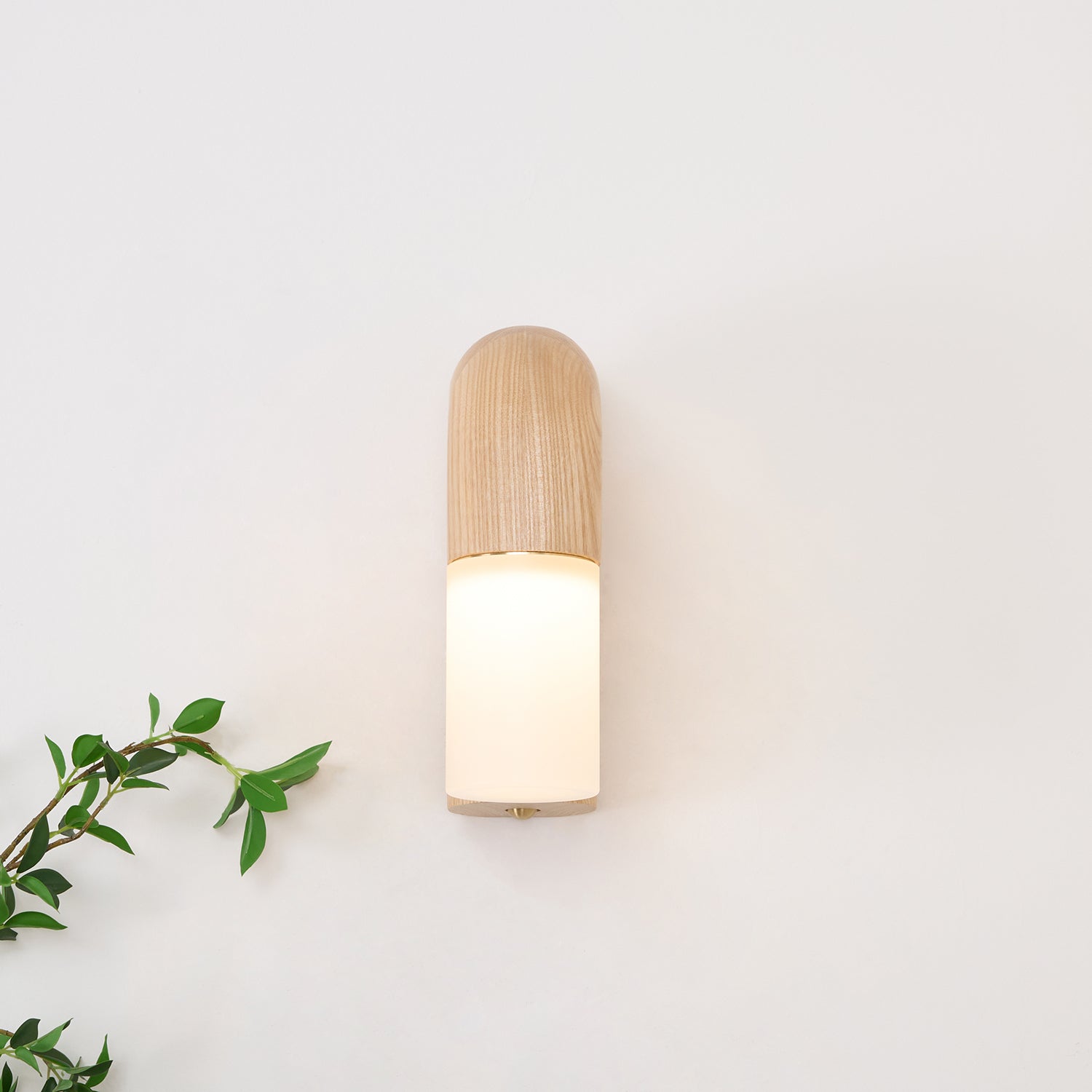 King Modern Minimalist Wood Wall Lamp