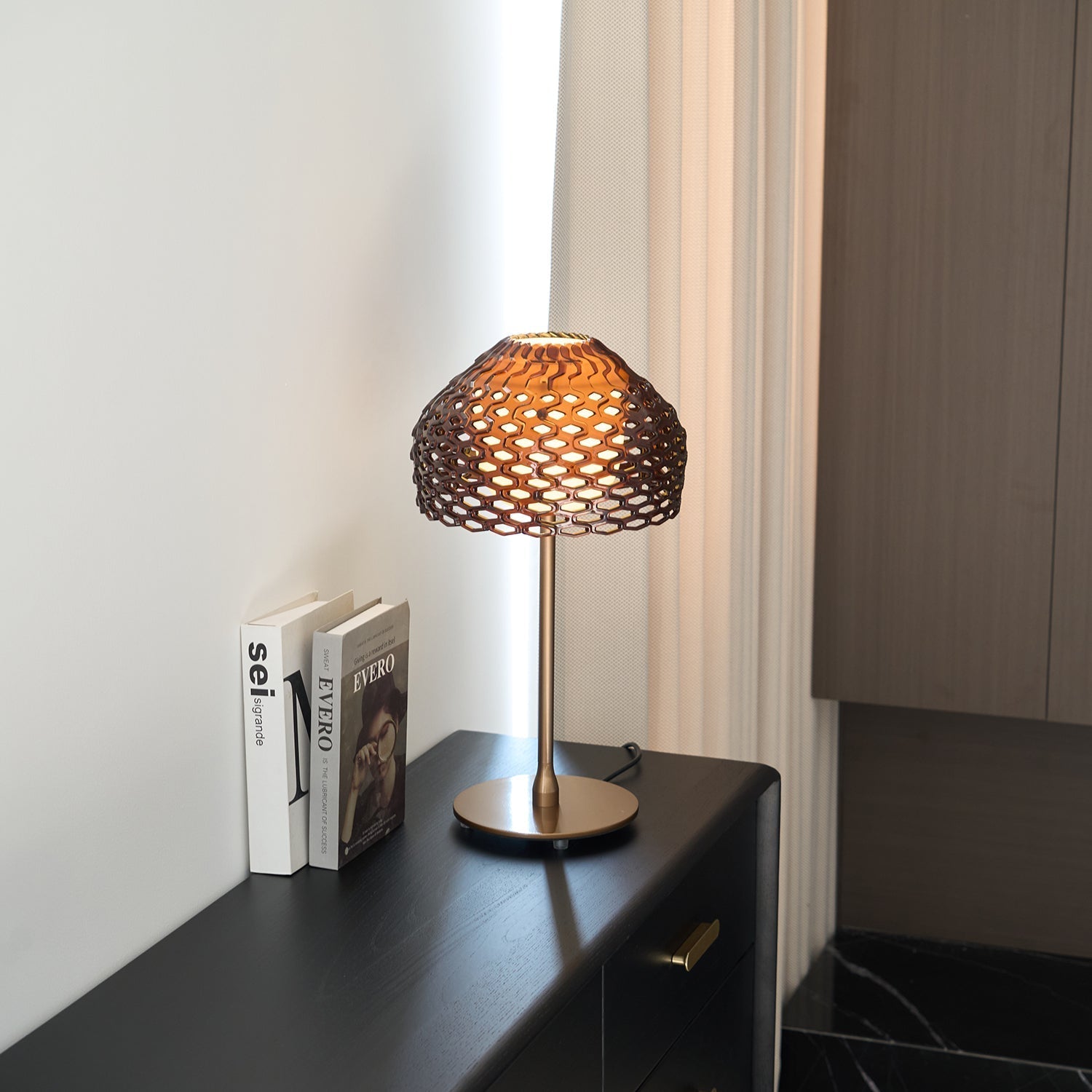Vintace Plastic Industrial Table Lamp