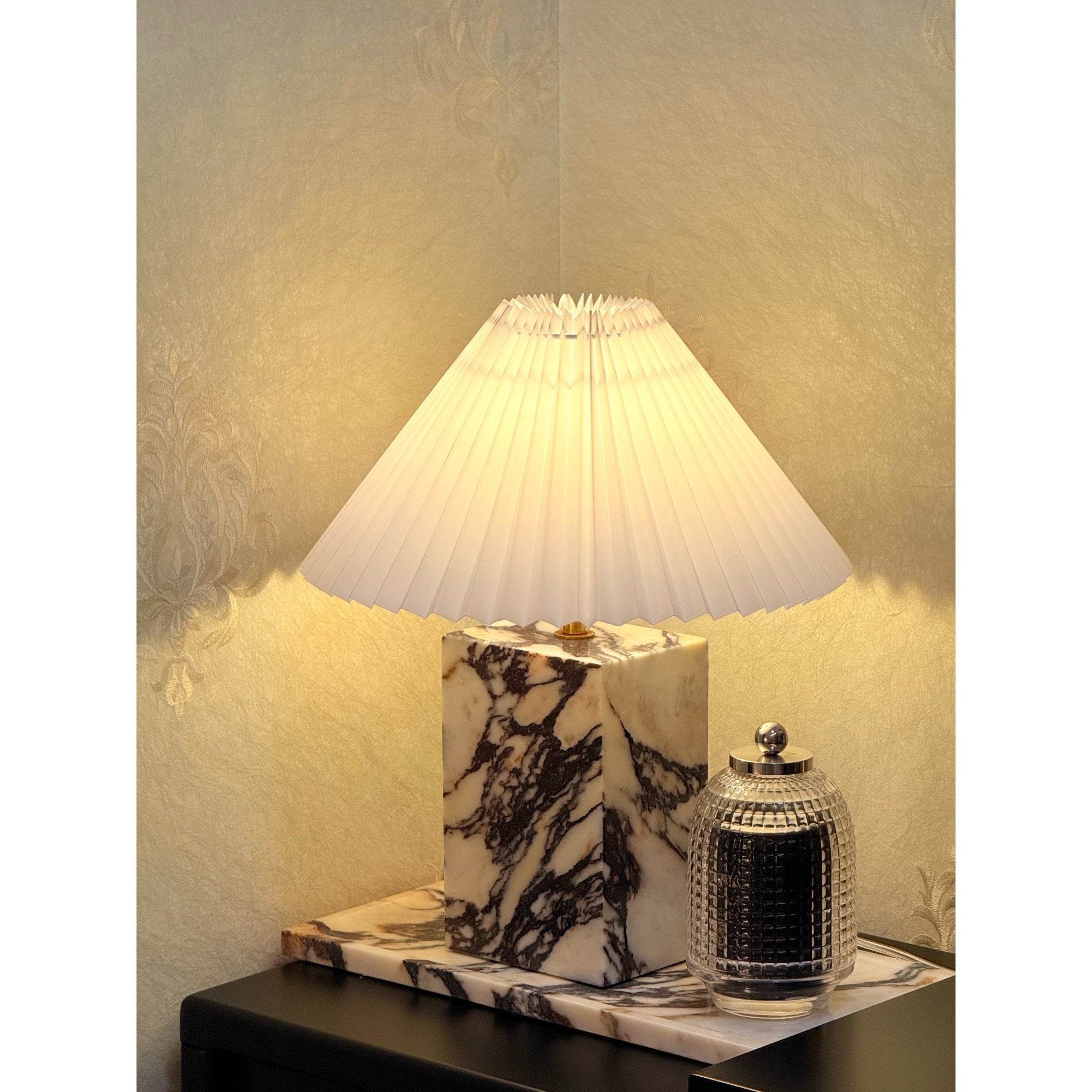Orelaneria Table Lamp