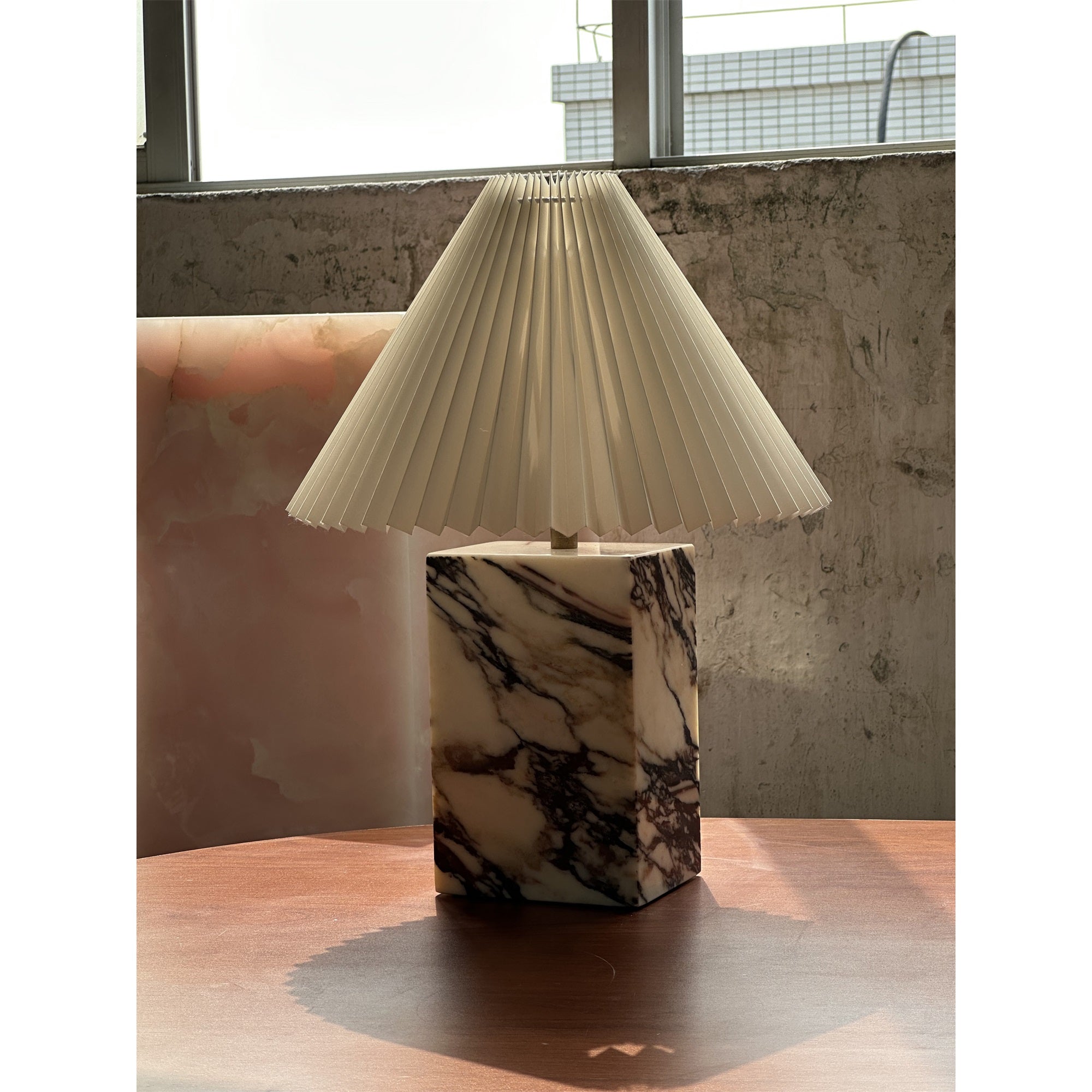 Orelaneria Table Lamp