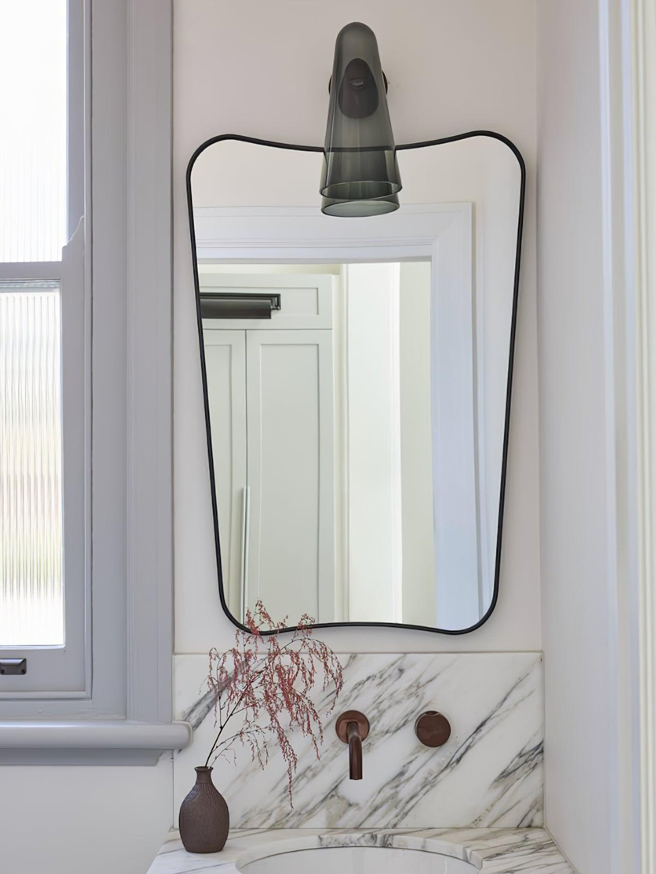 Lioririella Conical Glass Wall Lamp