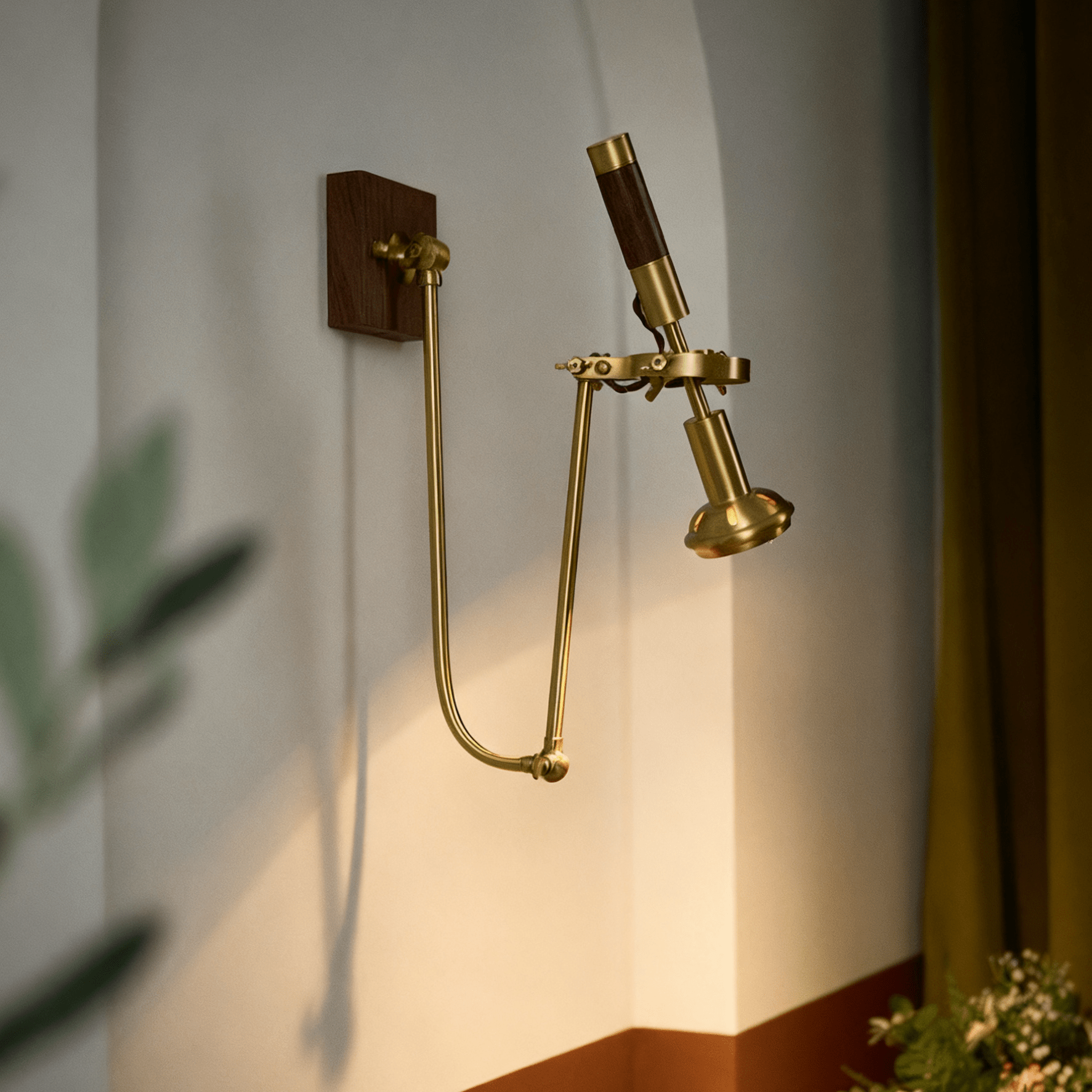 Caliise Wall Light