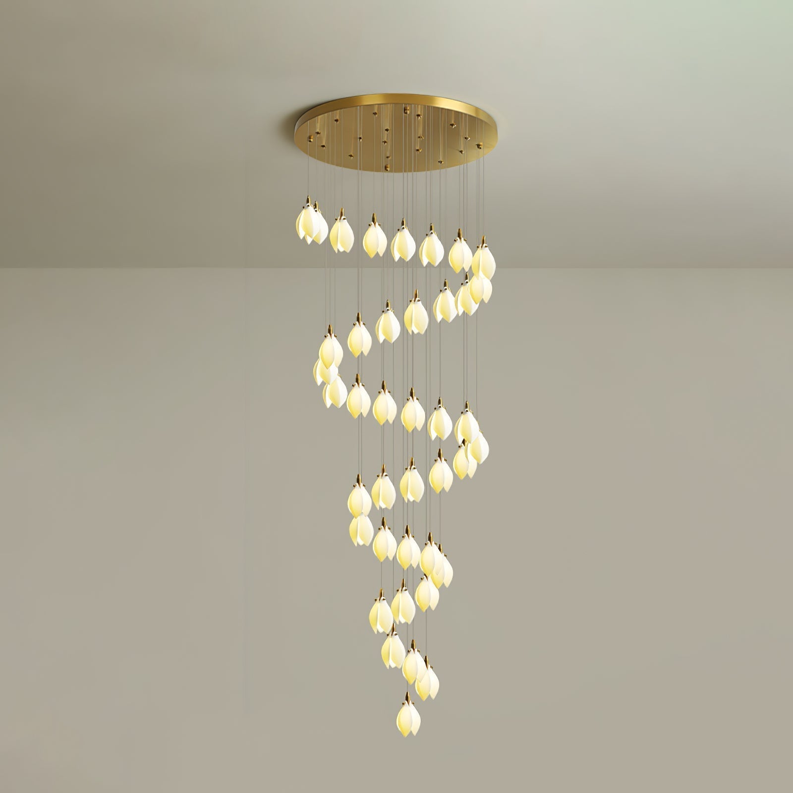 Caphayra Floral Ceramic Brass Chandelier