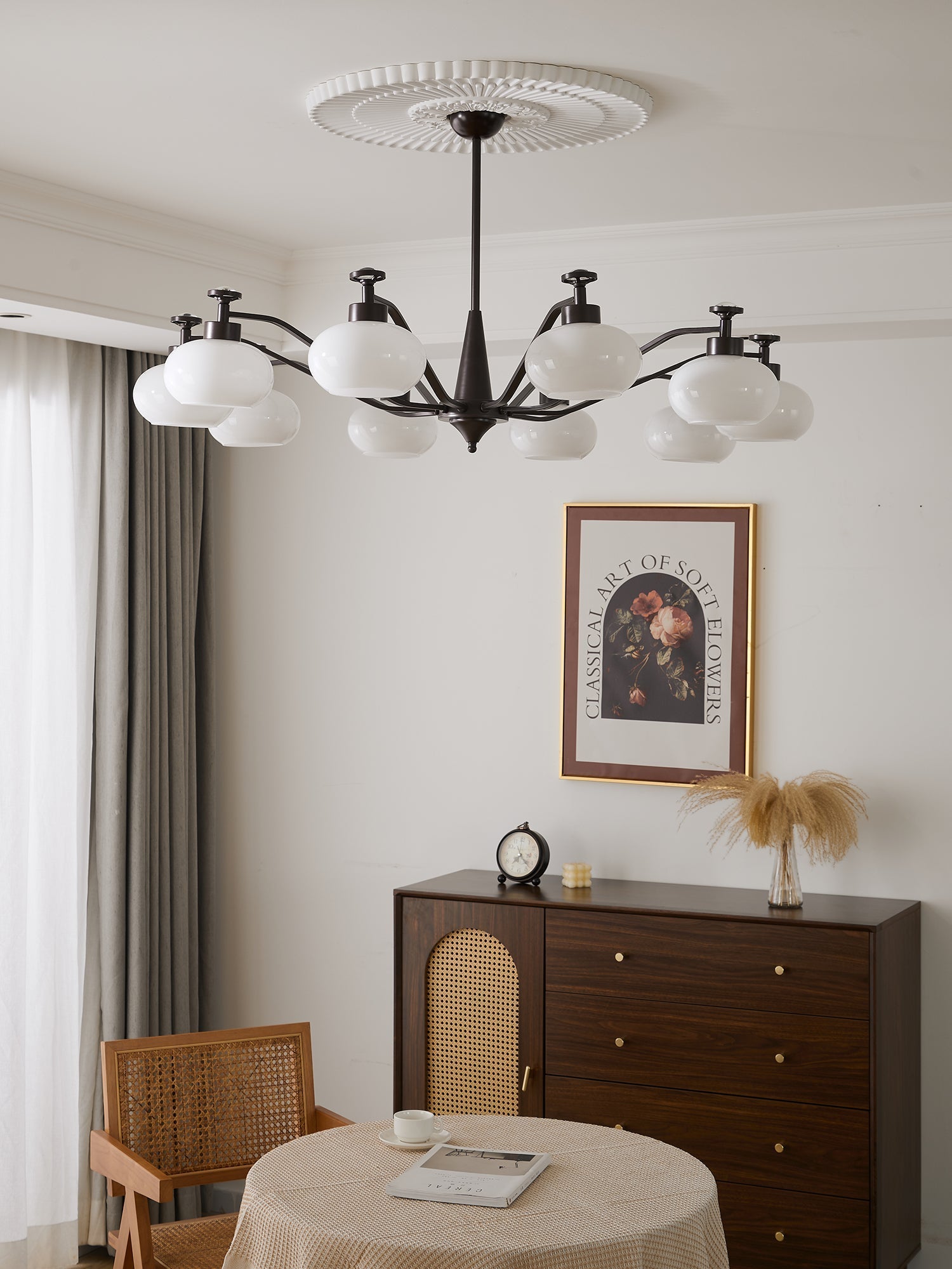 Althaen Elegance Vintage Glass Chandelier