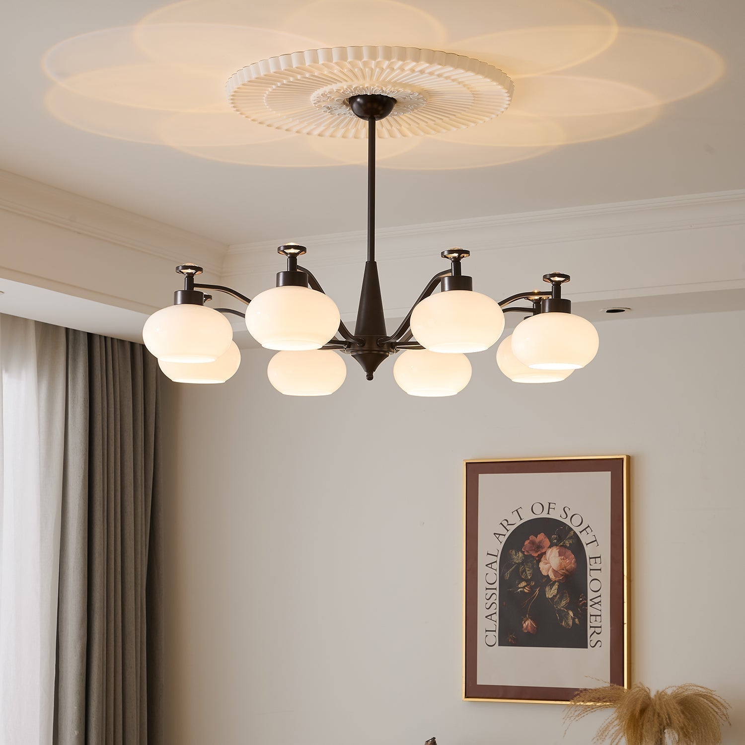 Althaen Elegance Vintage Glass Chandelier