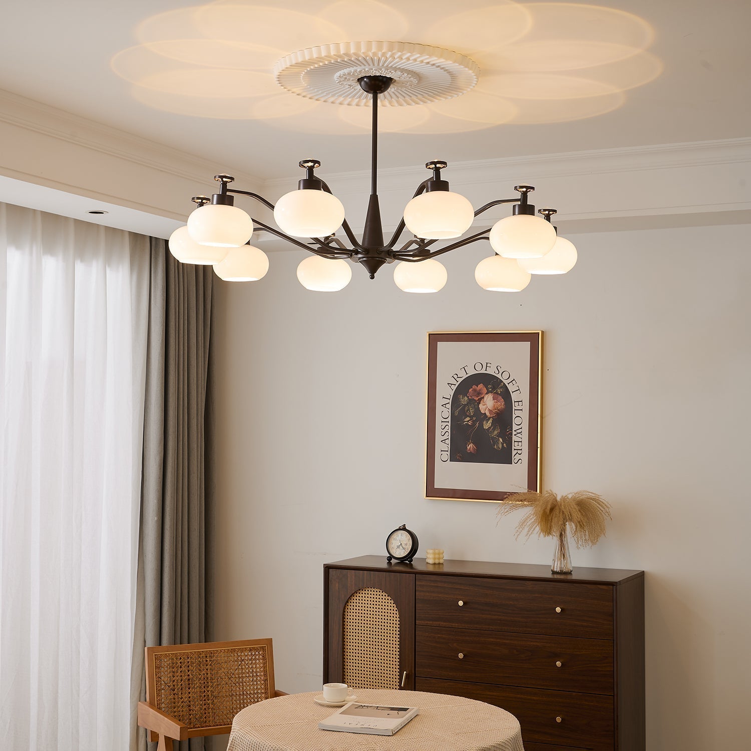 Althaen Elegance Vintage Glass Chandelier