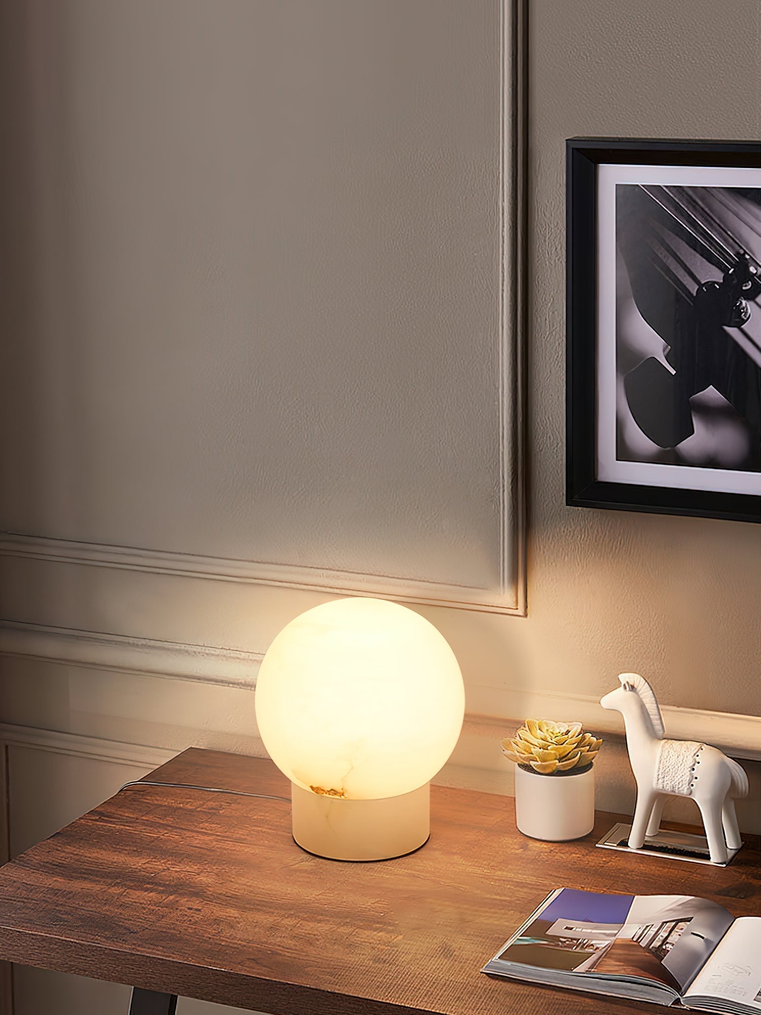 Orbition Table Lamp
