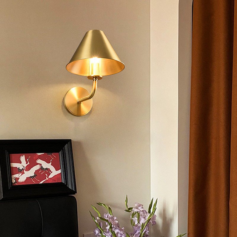 Oriaraya Brass Wall Sconce