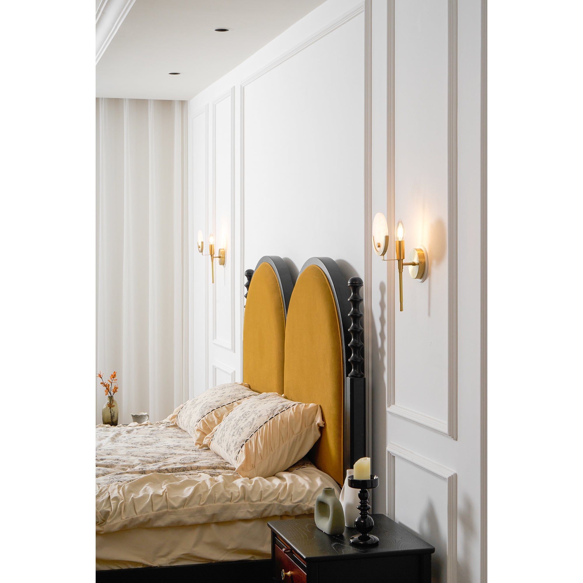 Lumibrook Cradle Alabaster Globe Indoor Wall Light
