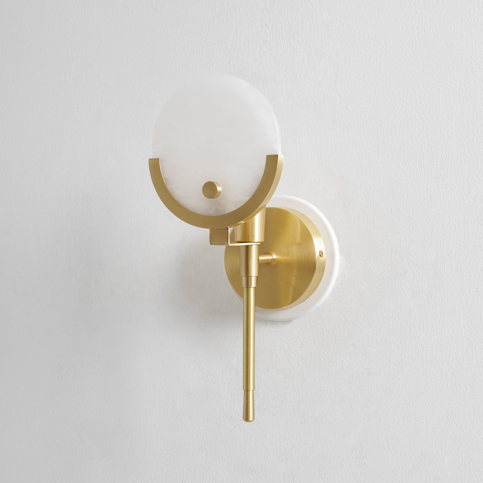 Lumibrook Cradle Alabaster Globe Indoor Wall Light