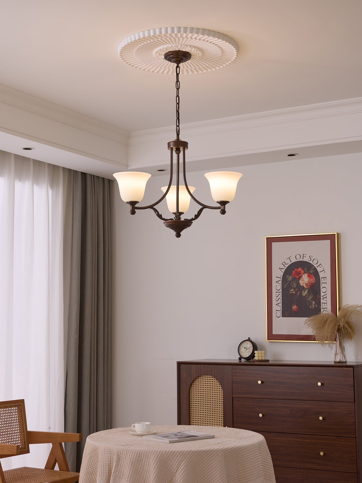 Elorira Traditional Elegance Bloom Glass Chandelier