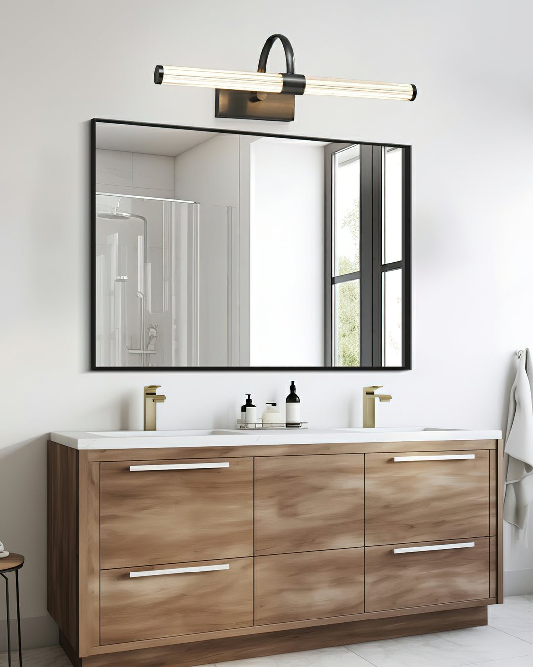 Beryl Modern Minimalist Brass Wall Light