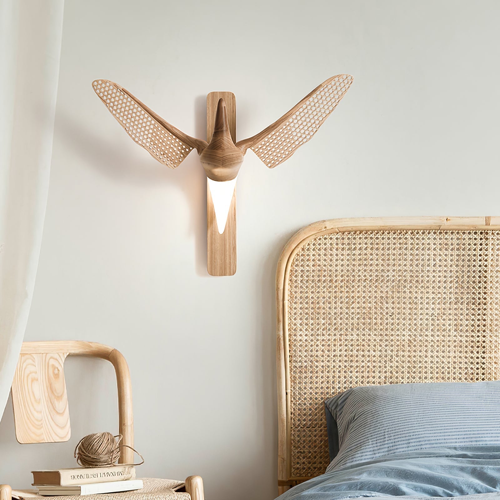 Avesa Individual Creativity Wood Wall Light