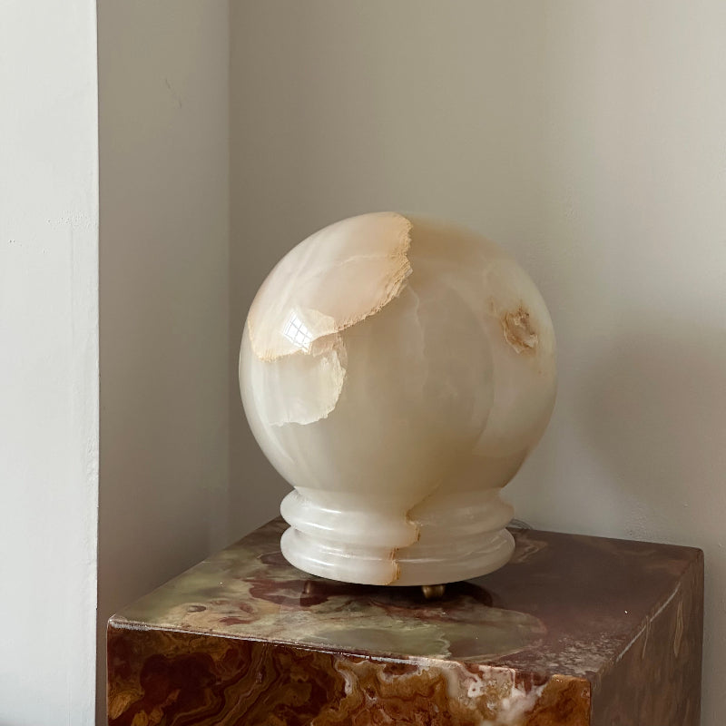 Amberia Table Lamp