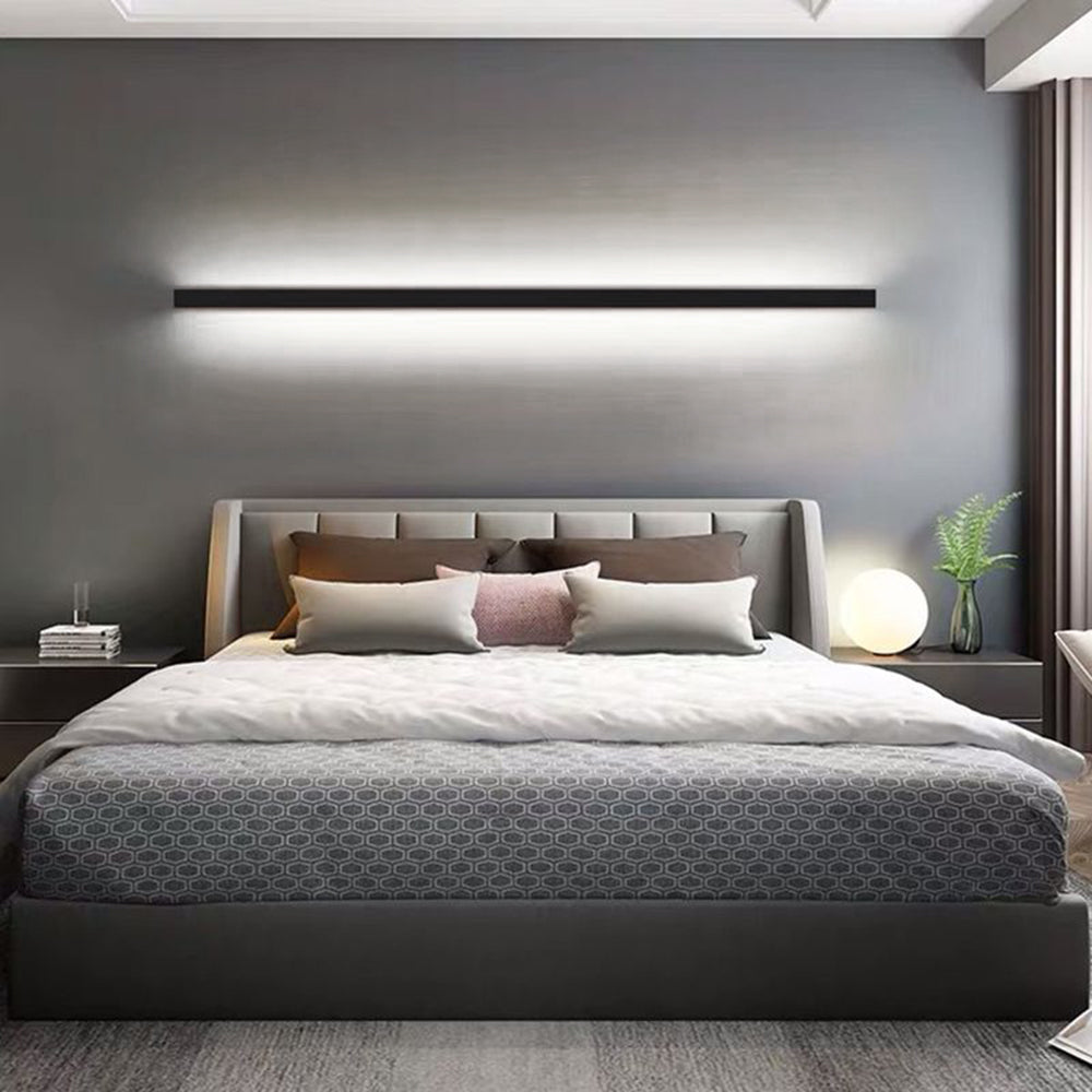 Arisha Minimalist Linear Acrylic Wall Light