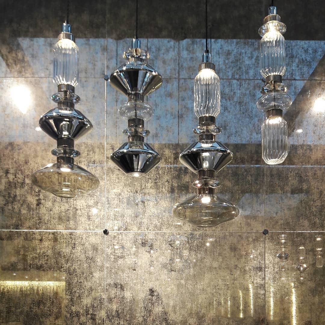 Veliora Glass Light Luxury Pendant Lamp