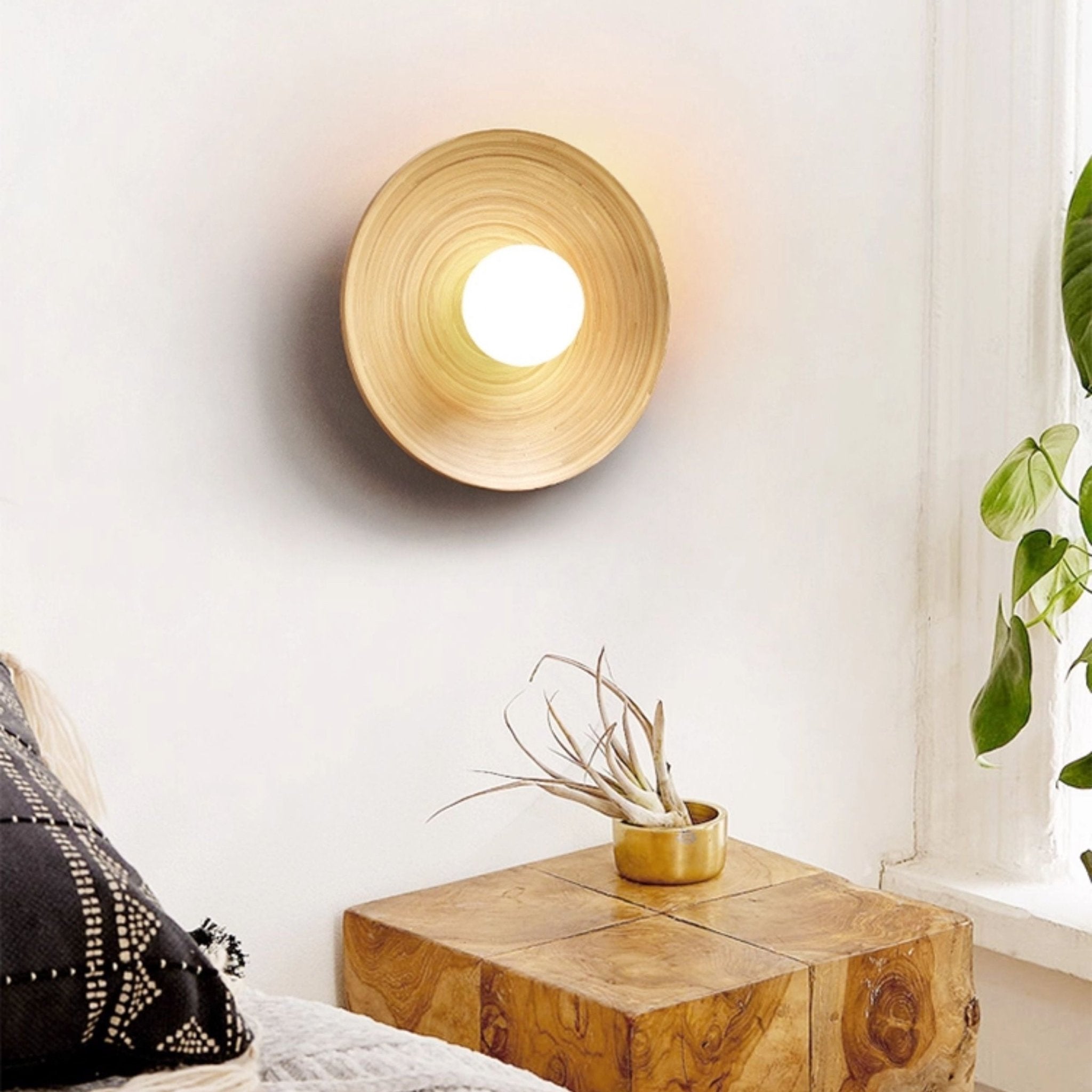 Arialine Bamboo Aura Sconce