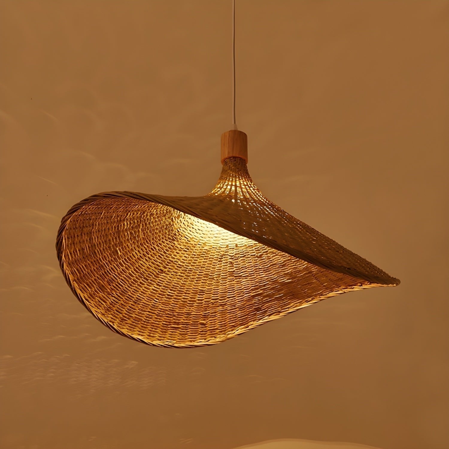 Marona Rattan Vintage Pendant Light - Neutral Decor