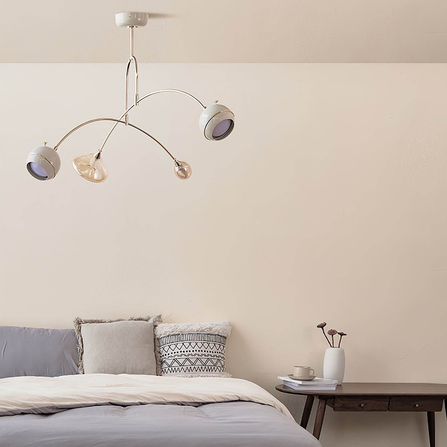 Soraian Chandelier Green Sci-Fi Elegant