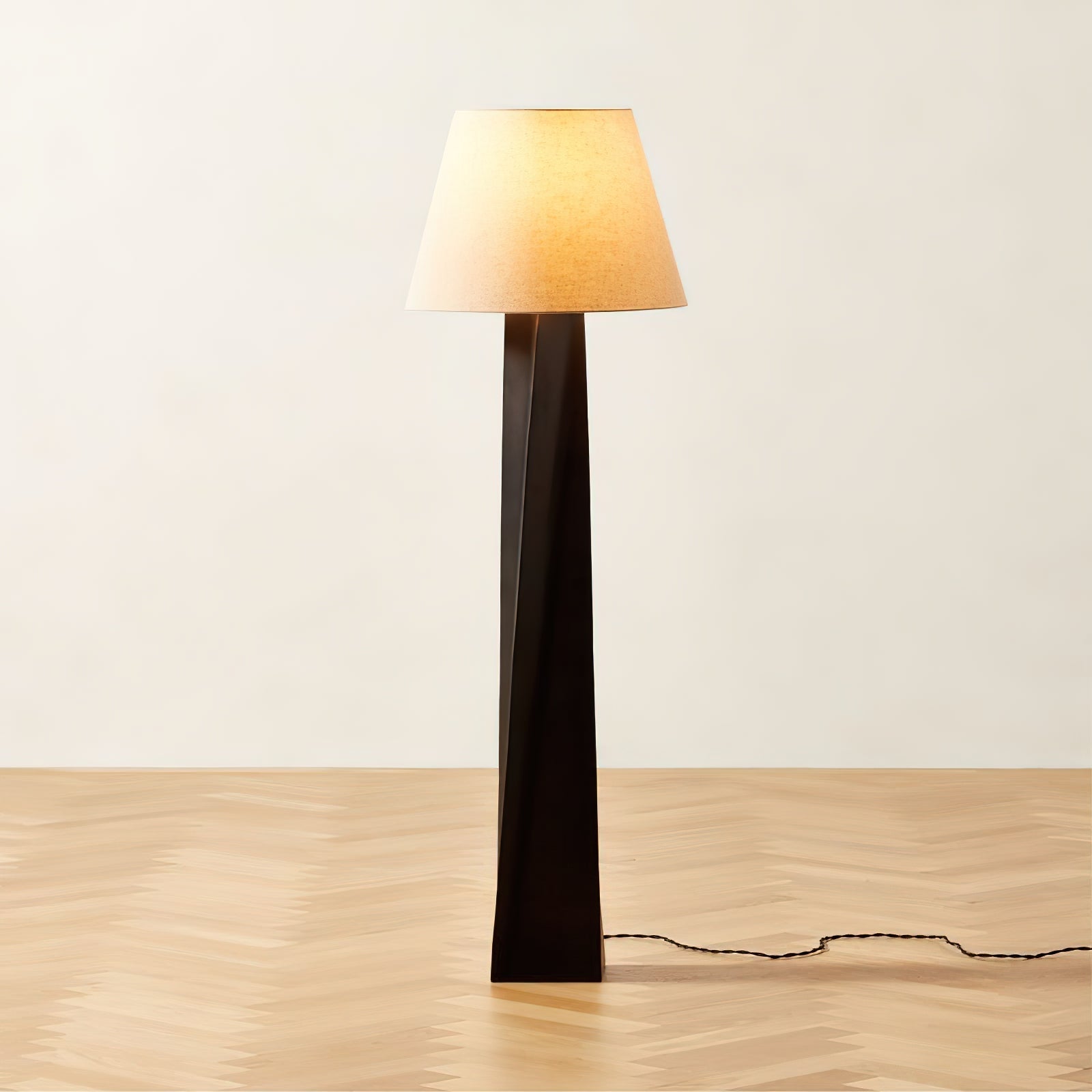 Terioelia Floor Lamp