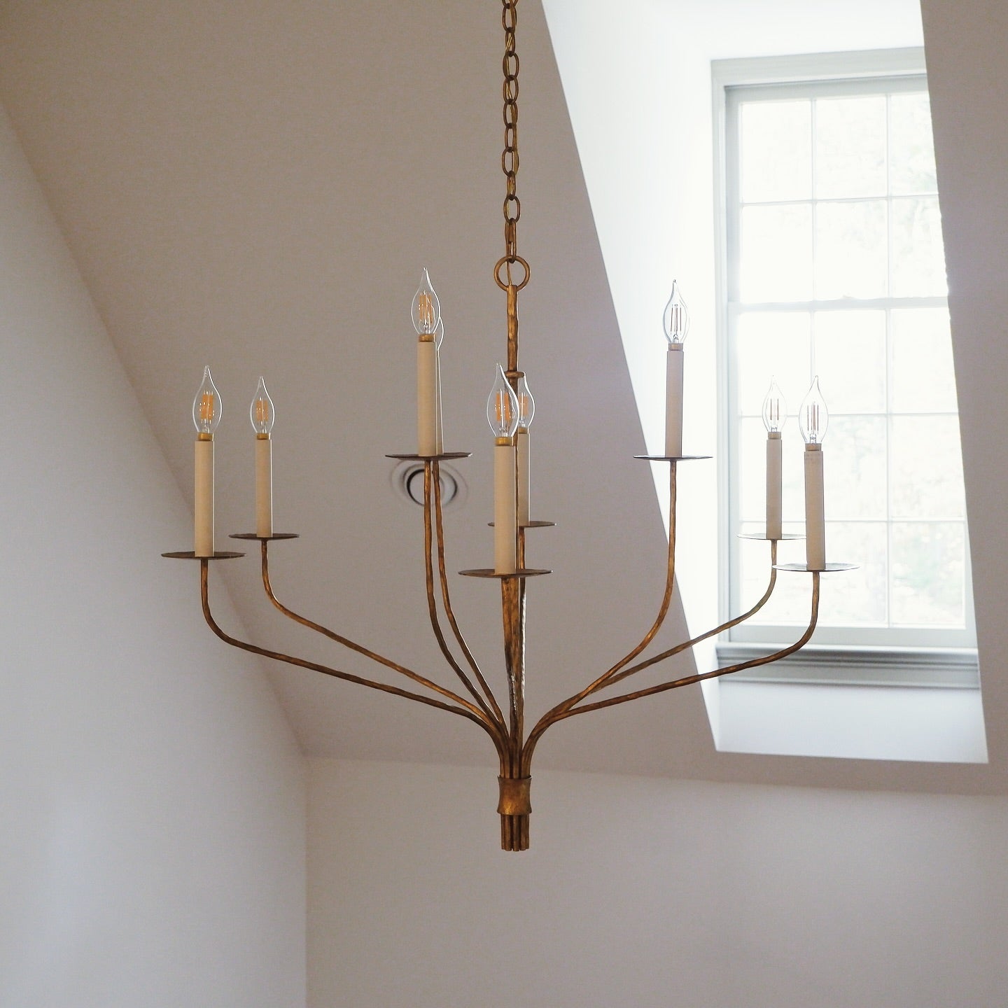 Caeluvyh Vintage Industrial Black Chandelier