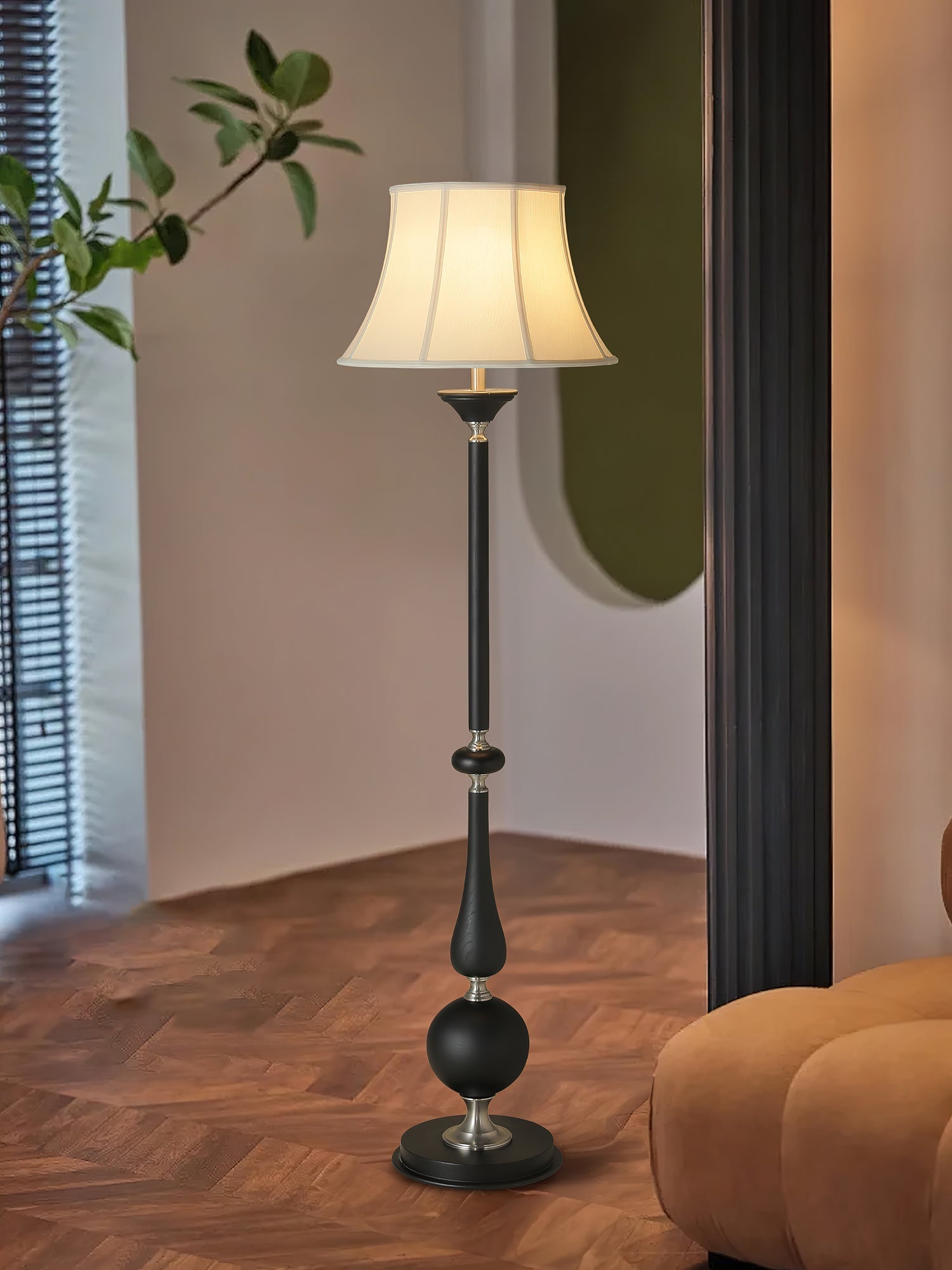 Primo Classic Floor Lamp