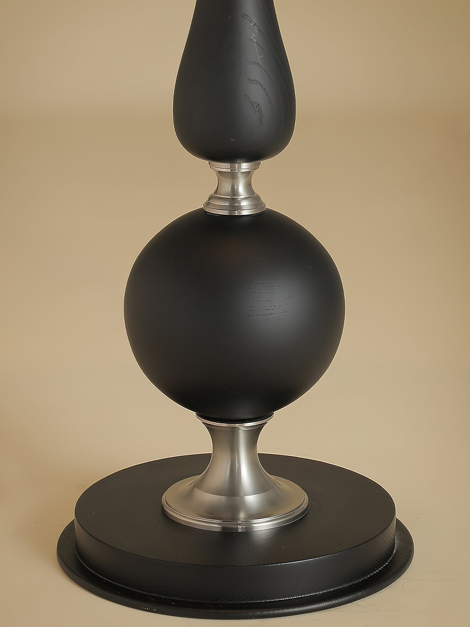 Primo Classic Floor Lamp