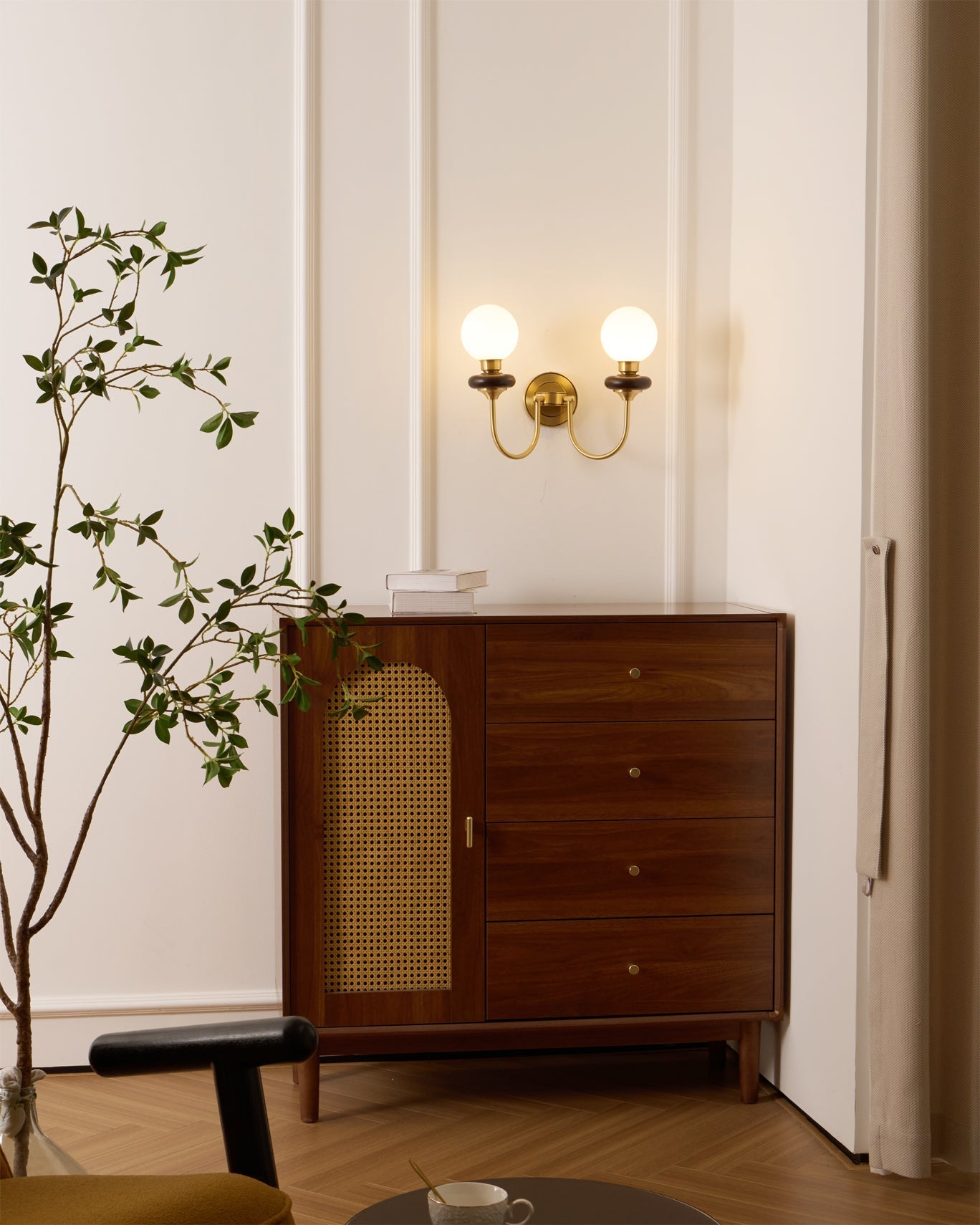 Elvalora Wall Lamp Premium Nordic Art Walnut Glass