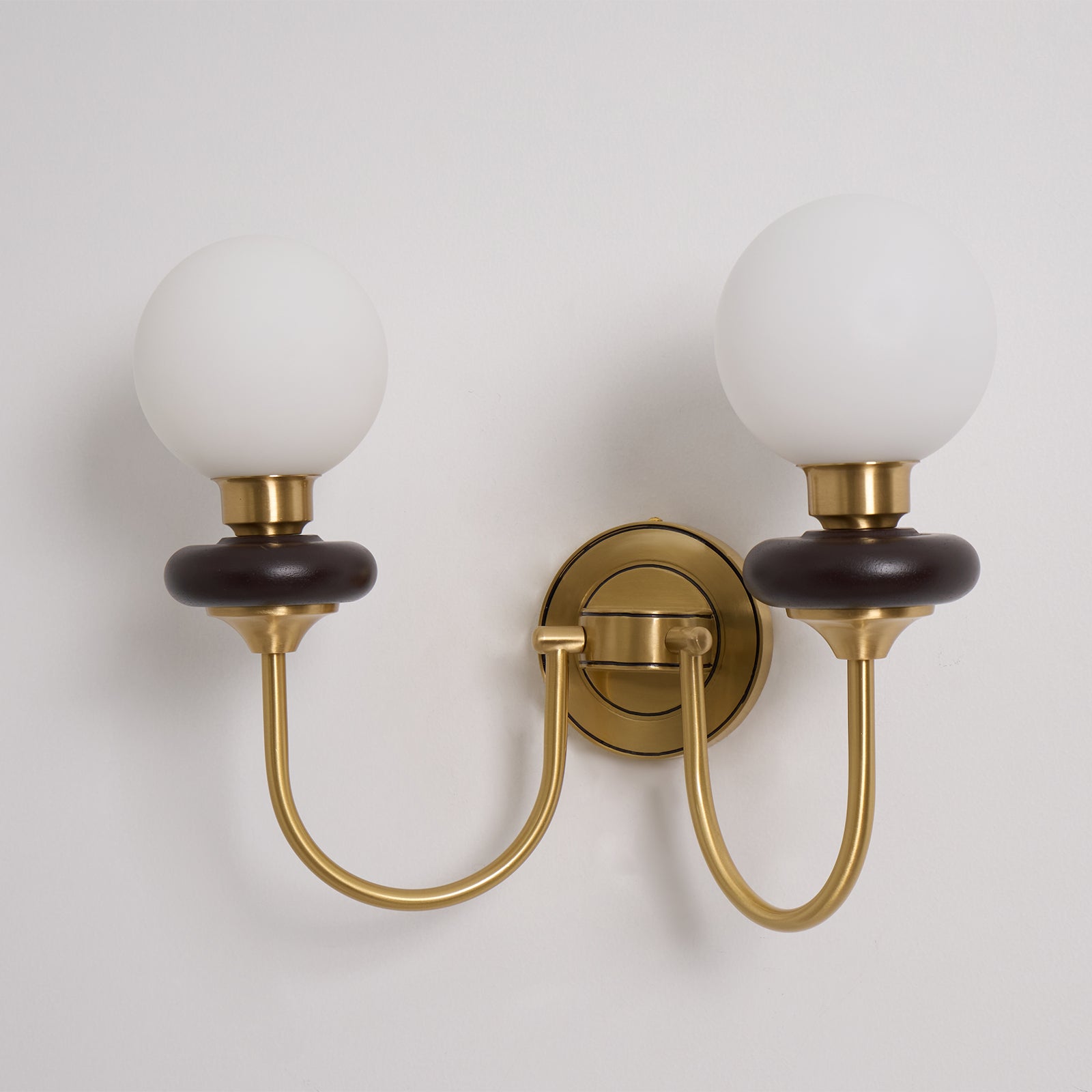 Elvalora Wall Lamp Premium Nordic Art Walnut Glass