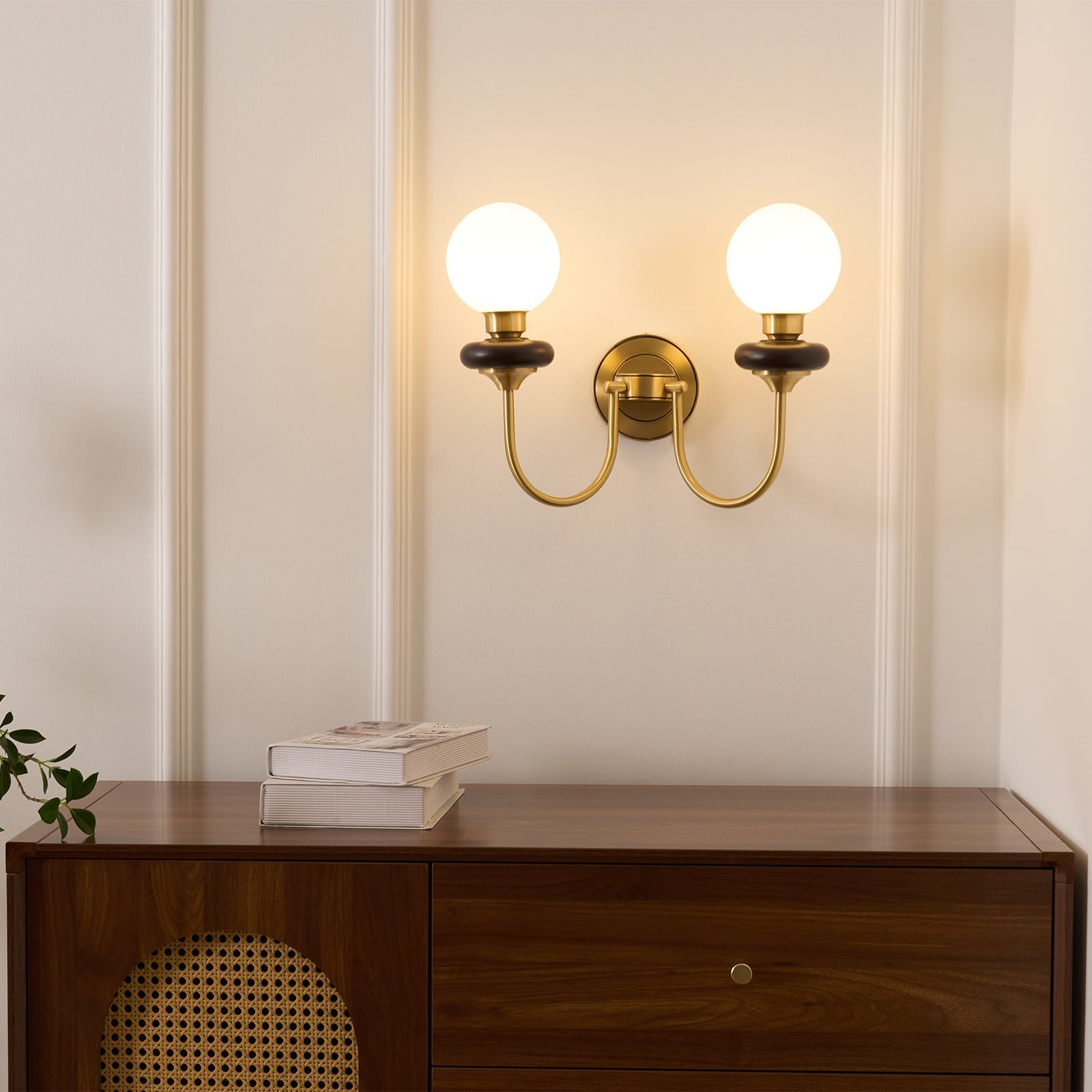 Elvalora Wall Lamp Premium Nordic Art Walnut Glass